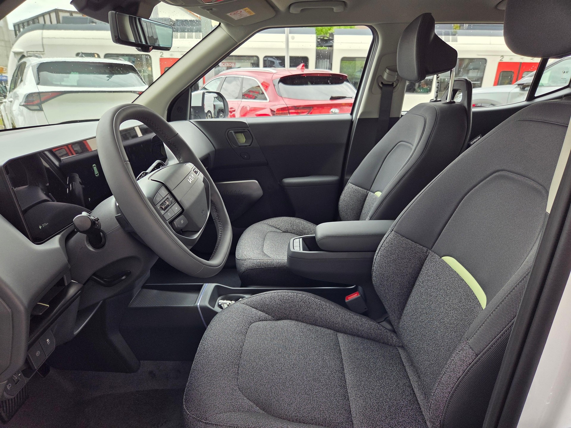 KIA EV2 42.2 kWh Air 4P-image-13