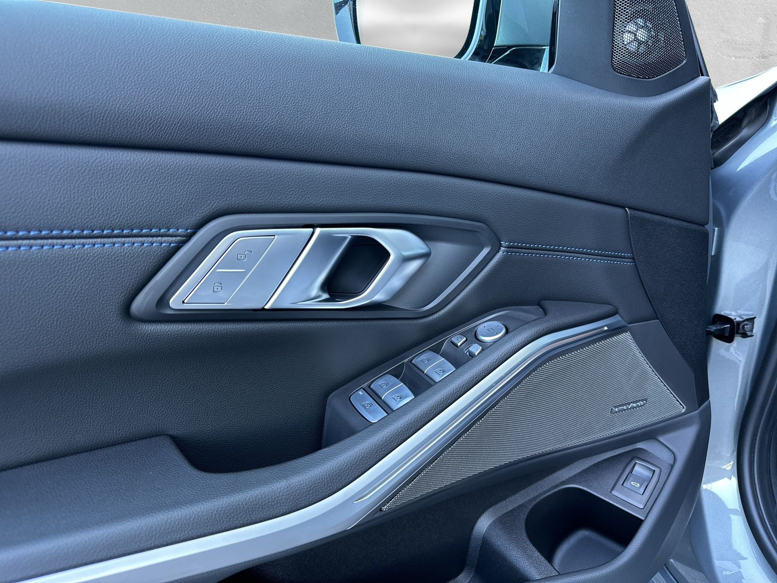 BMW 320d xDrive 48V Steptronic M Sport **Action de leasing à 1.9%**-image-16