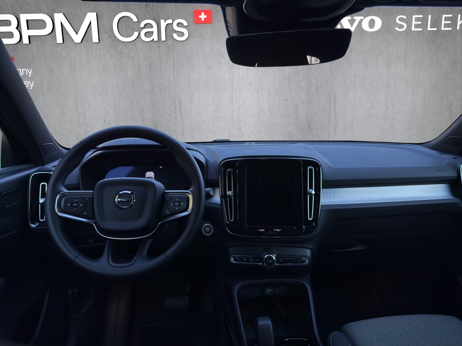 VOLVO XC40 B3 Benzin Mild Hybrid Plus Dark DCT-image-10