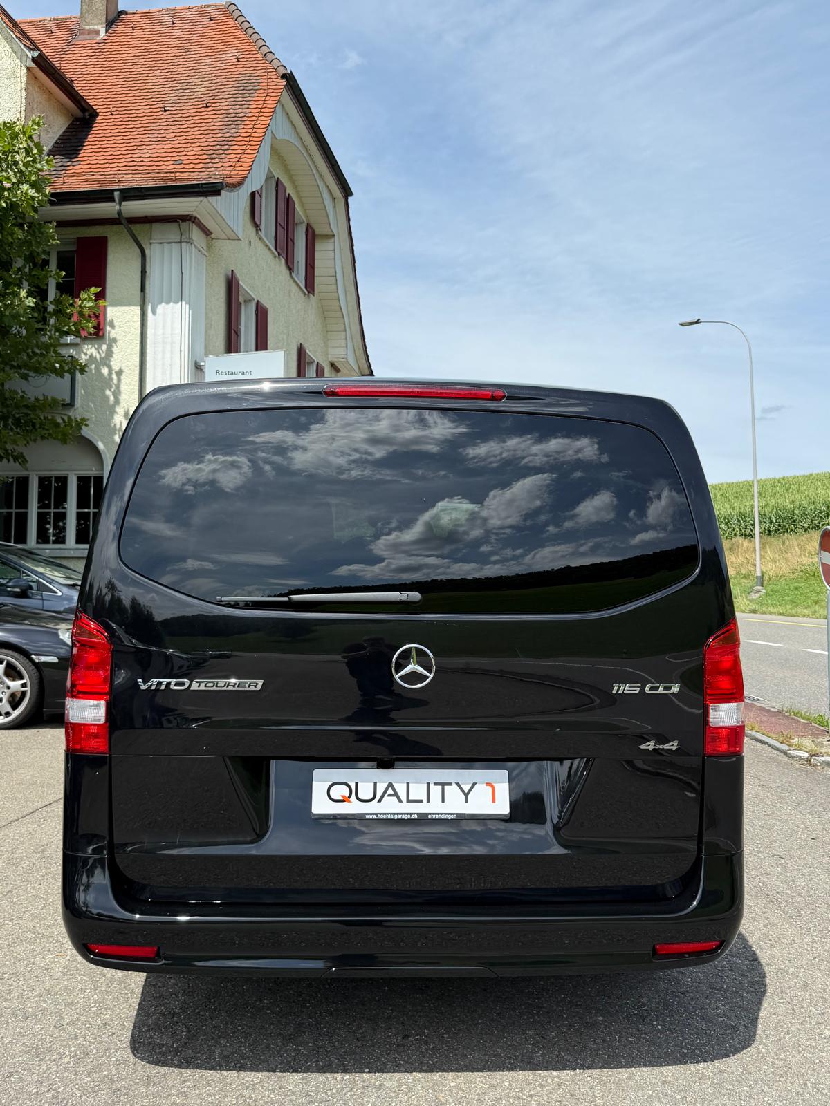 MERCEDES-BENZ Vito 116 CDI Lang Select Tourer 4Matic 9G-Tronic-image-4