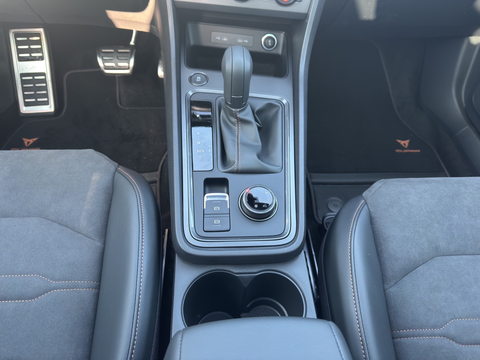 CUPRA Ateca 2.0 TSI VZ 4Drive DSG-image-6