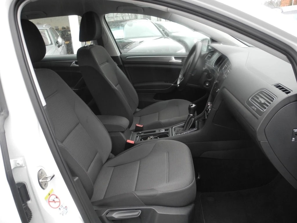 VW Golf Variant 1.4 TSI Comfortline ** Frisch ab MFK & Service **-image-8
