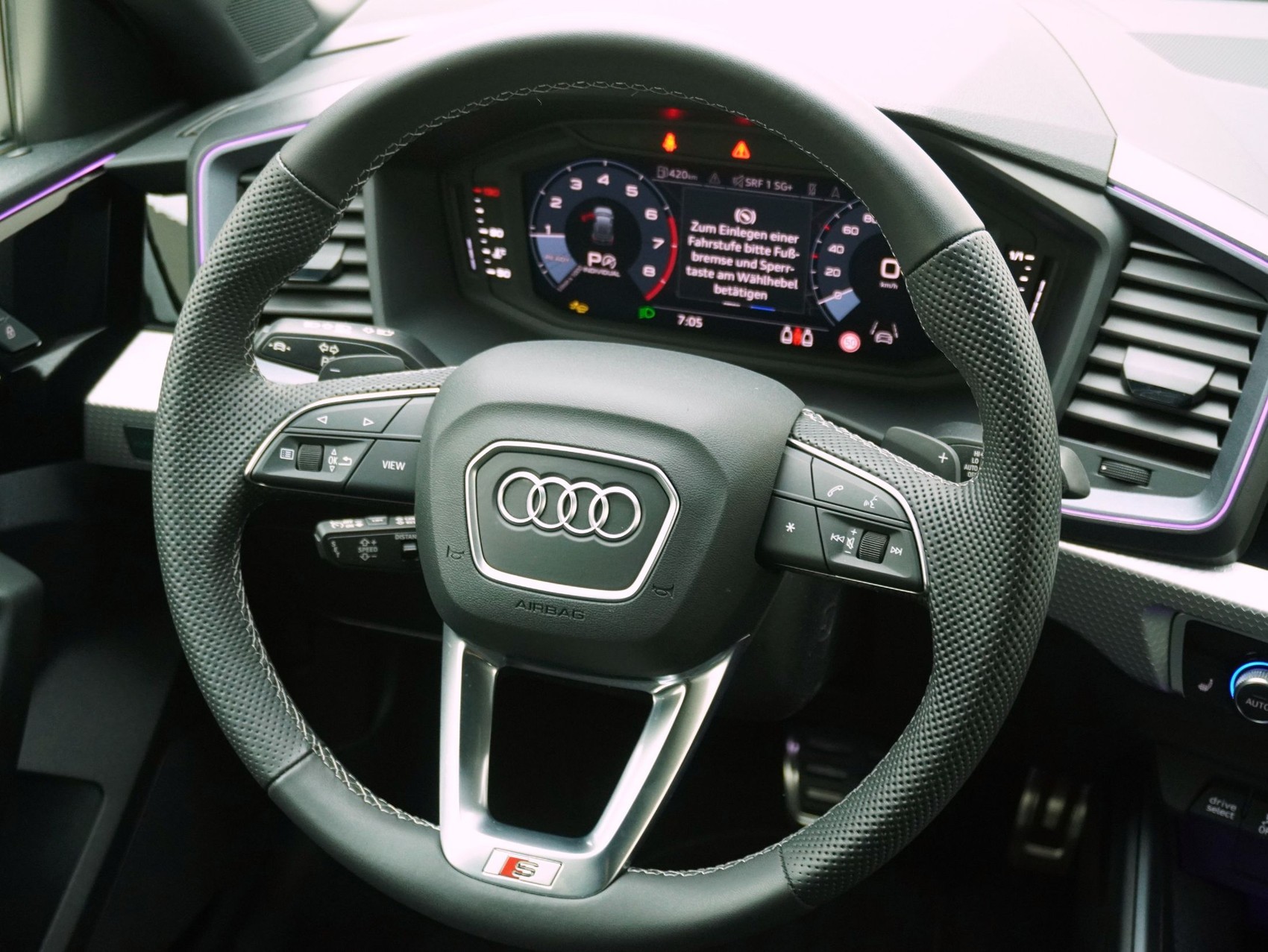 AUDI A1 Sportback 40 TFSI S Line S-Tronic **Audi Werksgarantie bis 05/2030**-image-10