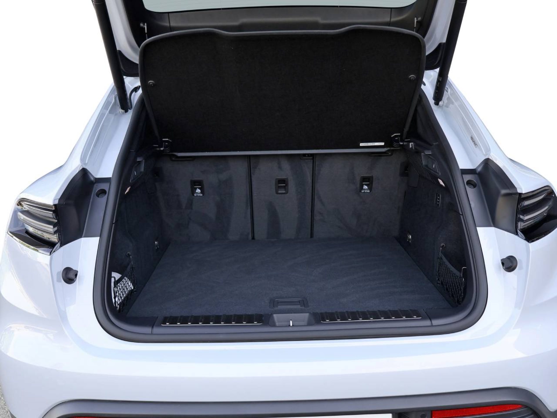 PORSCHE Macan 4S-image-19