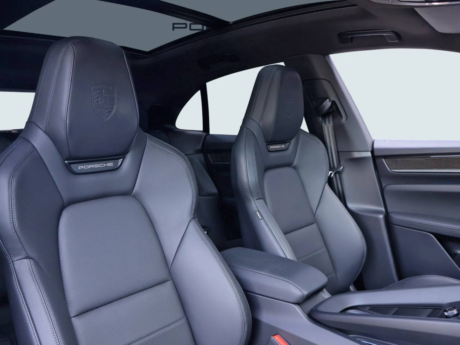 PORSCHE Macan 4S-image-13