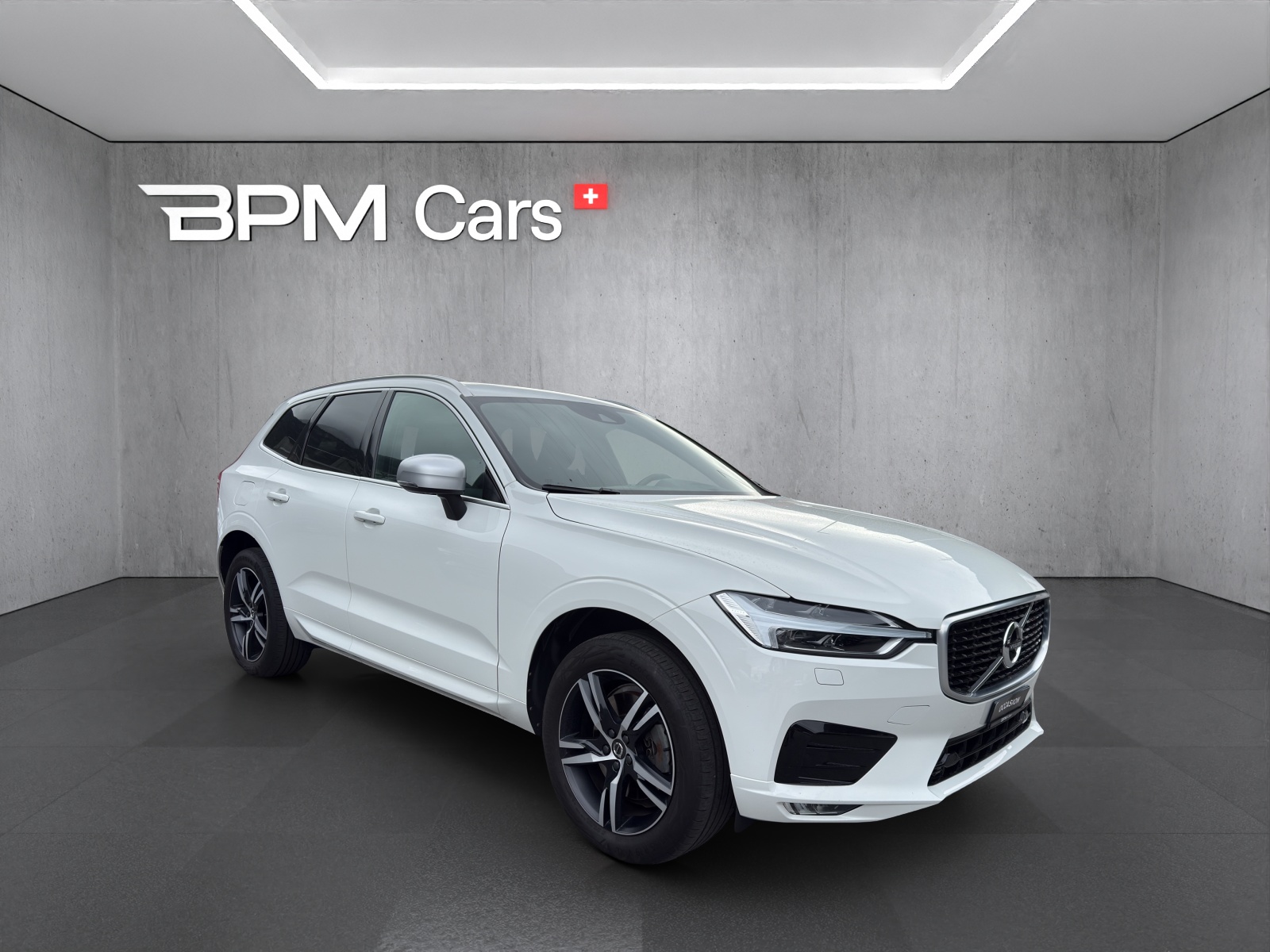 VOLVO XC60 T5 AWD R-Design Geartronic-image-5