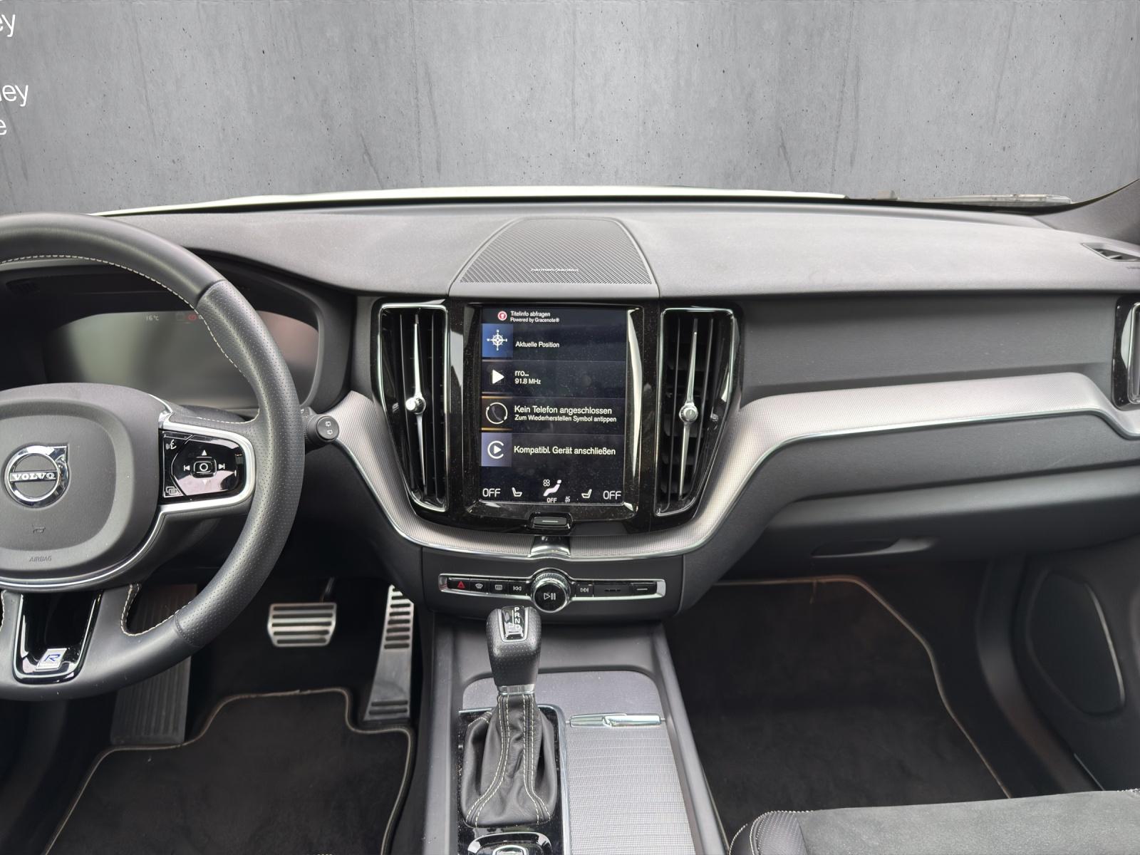 VOLVO XC60 T5 AWD R-Design Geartronic-image-10