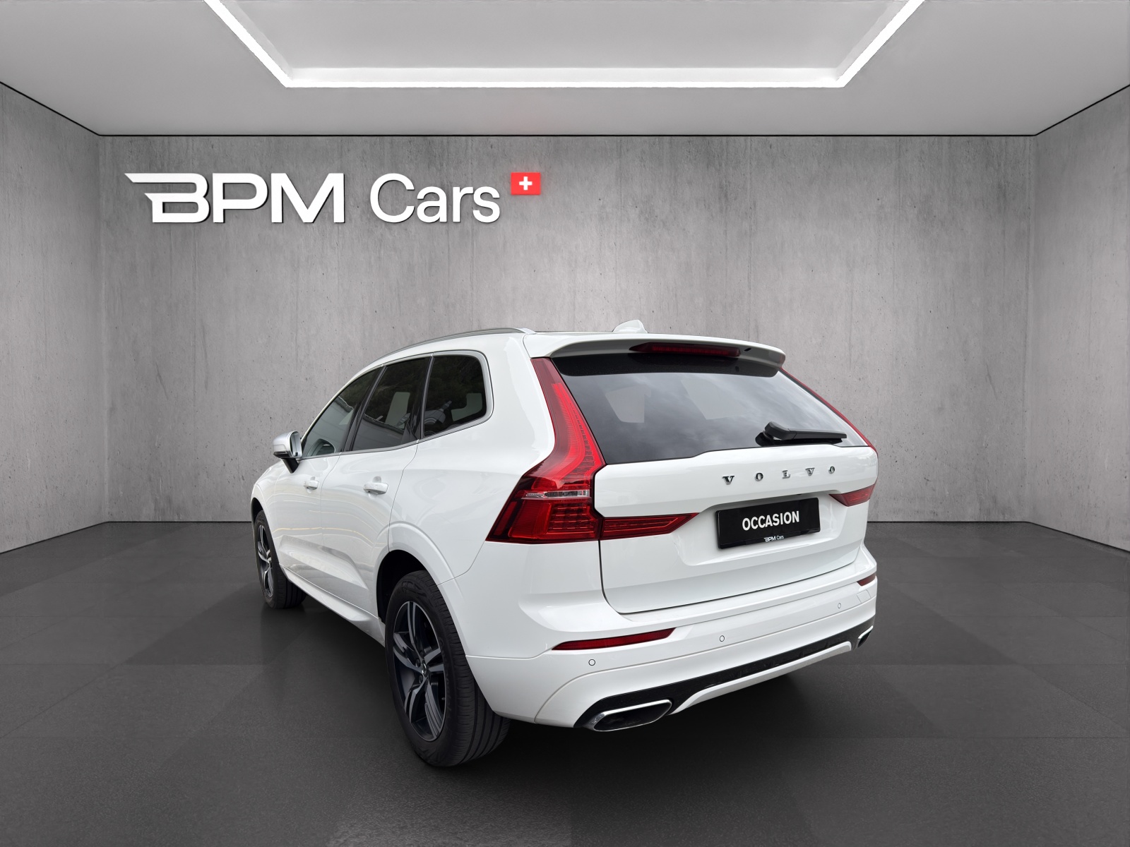 VOLVO XC60 T5 AWD R-Design Geartronic-image-2
