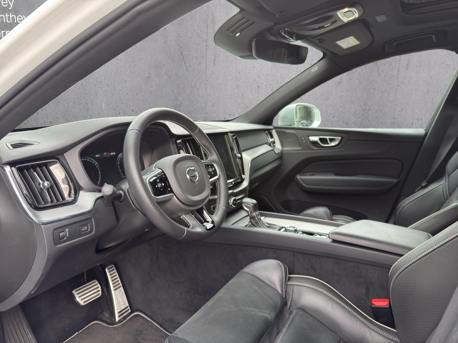 Image VOLVO XC60 XC60 T5 AWD R-Design Geartronic