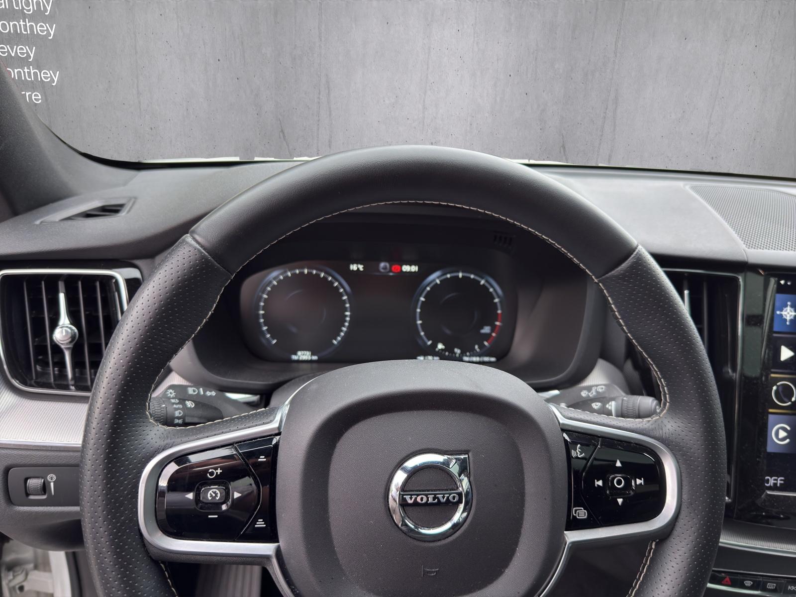 Image VOLVO XC60 XC60 T5 AWD R-Design Geartronic