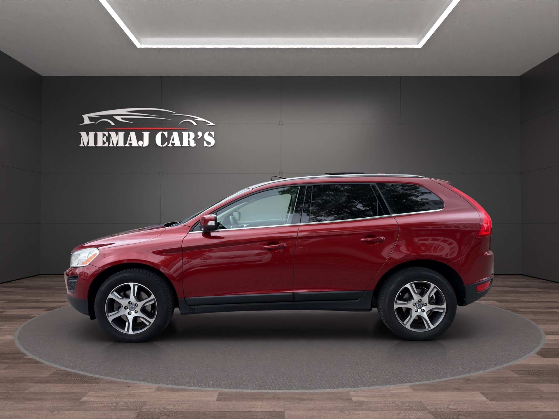 VOLVO XC60 D3 AWD Momentum Geartronic Pano&MFK-image-3