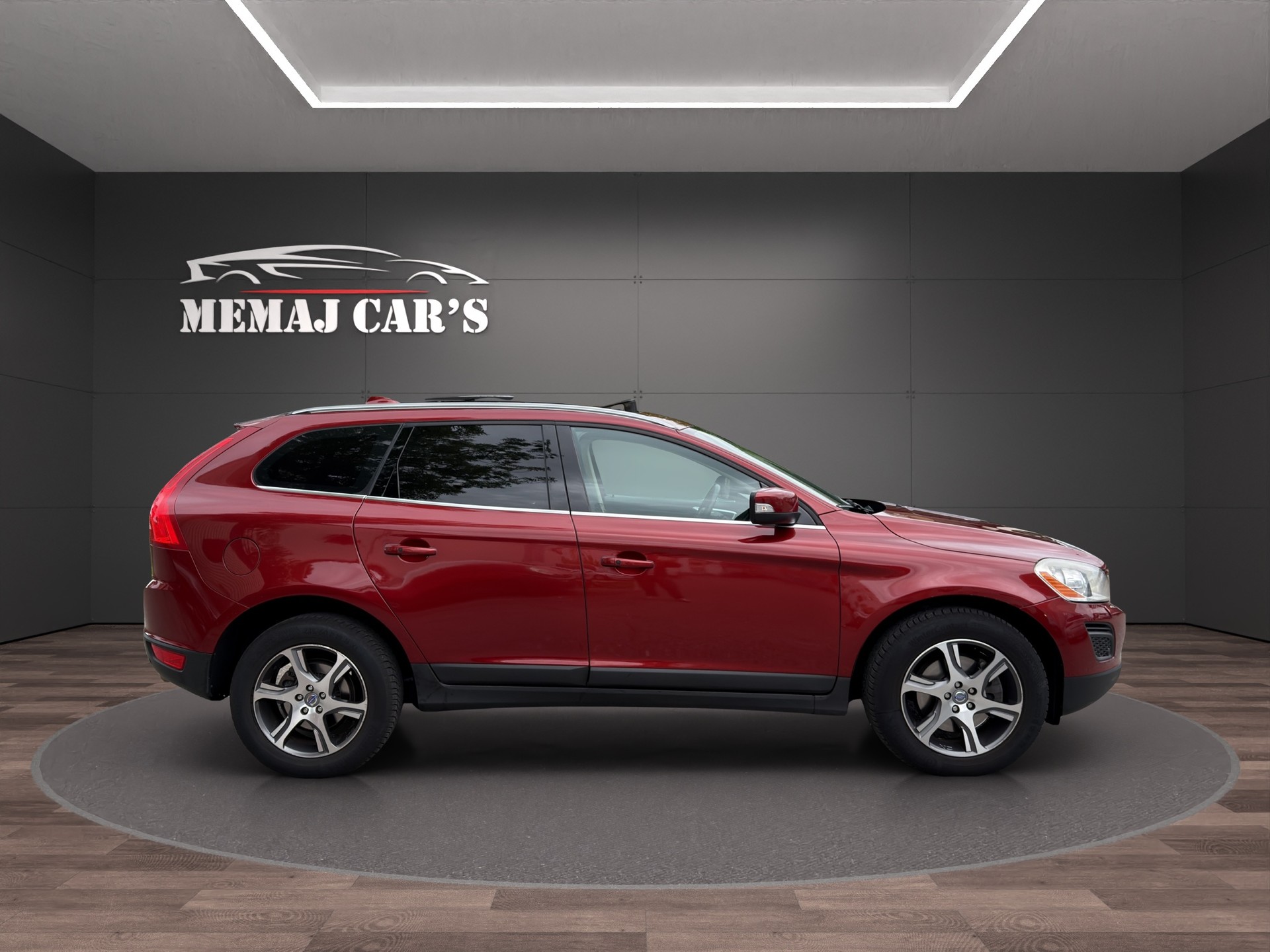 VOLVO XC60 D3 AWD Momentum Geartronic Pano&MFK-image-4