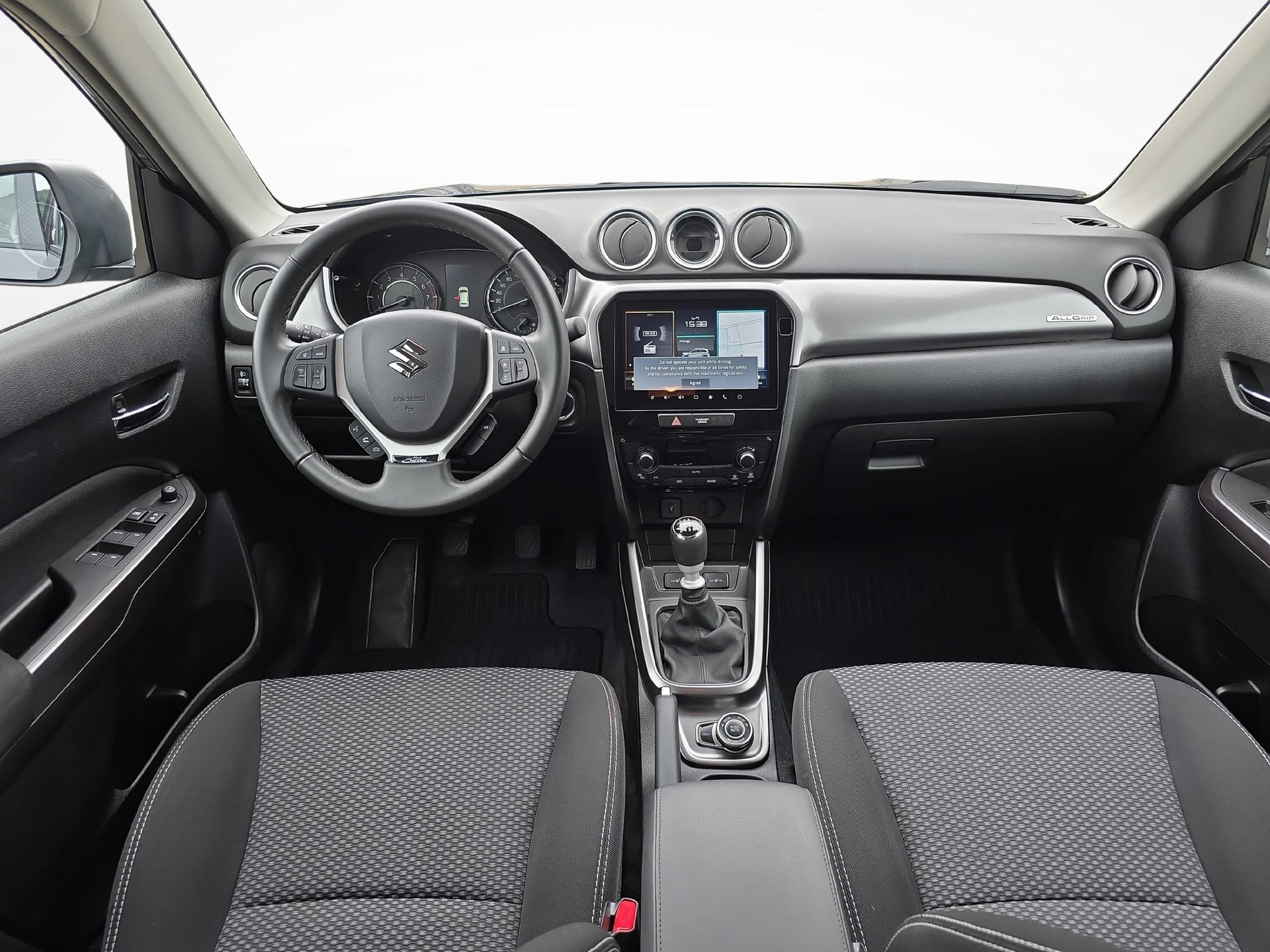 SUZUKI Vitara 1.4 T Piz Sulai 4x4-image-8