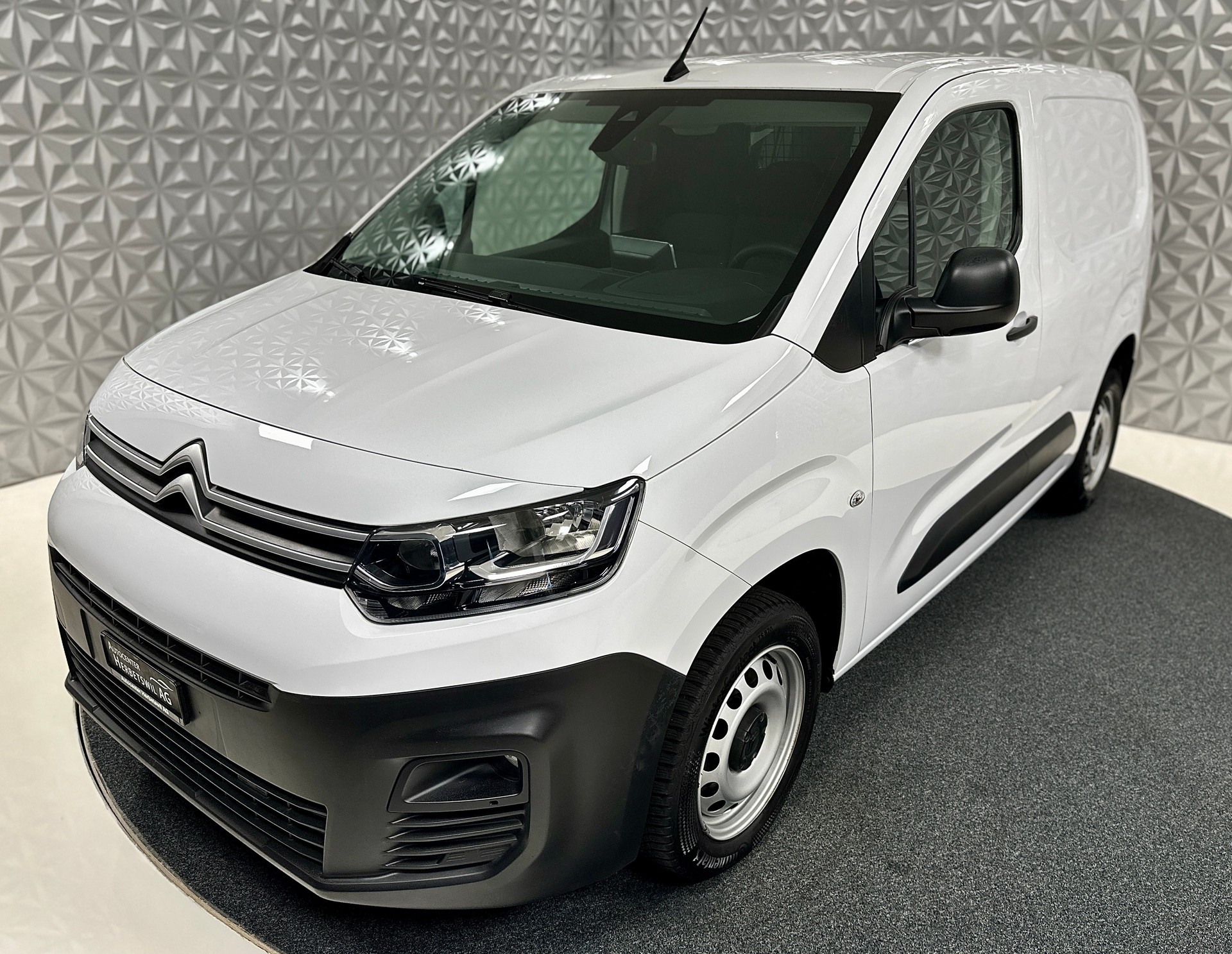 CITROEN Berlingo Van 1.5 Blue HDi 130 s/s EAT8-image-8