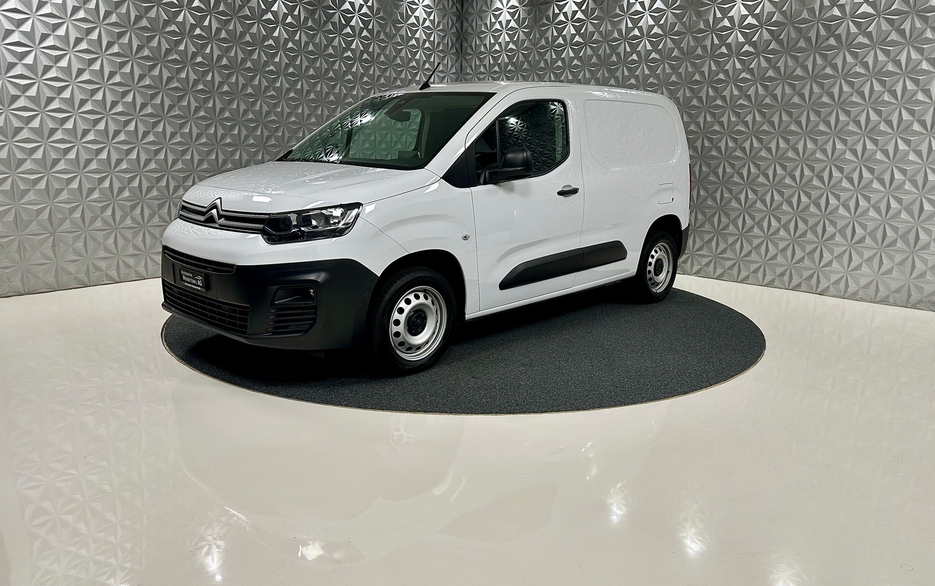 CITROEN Berlingo Van 1.5 Blue HDi 130 s/s EAT8-image-0