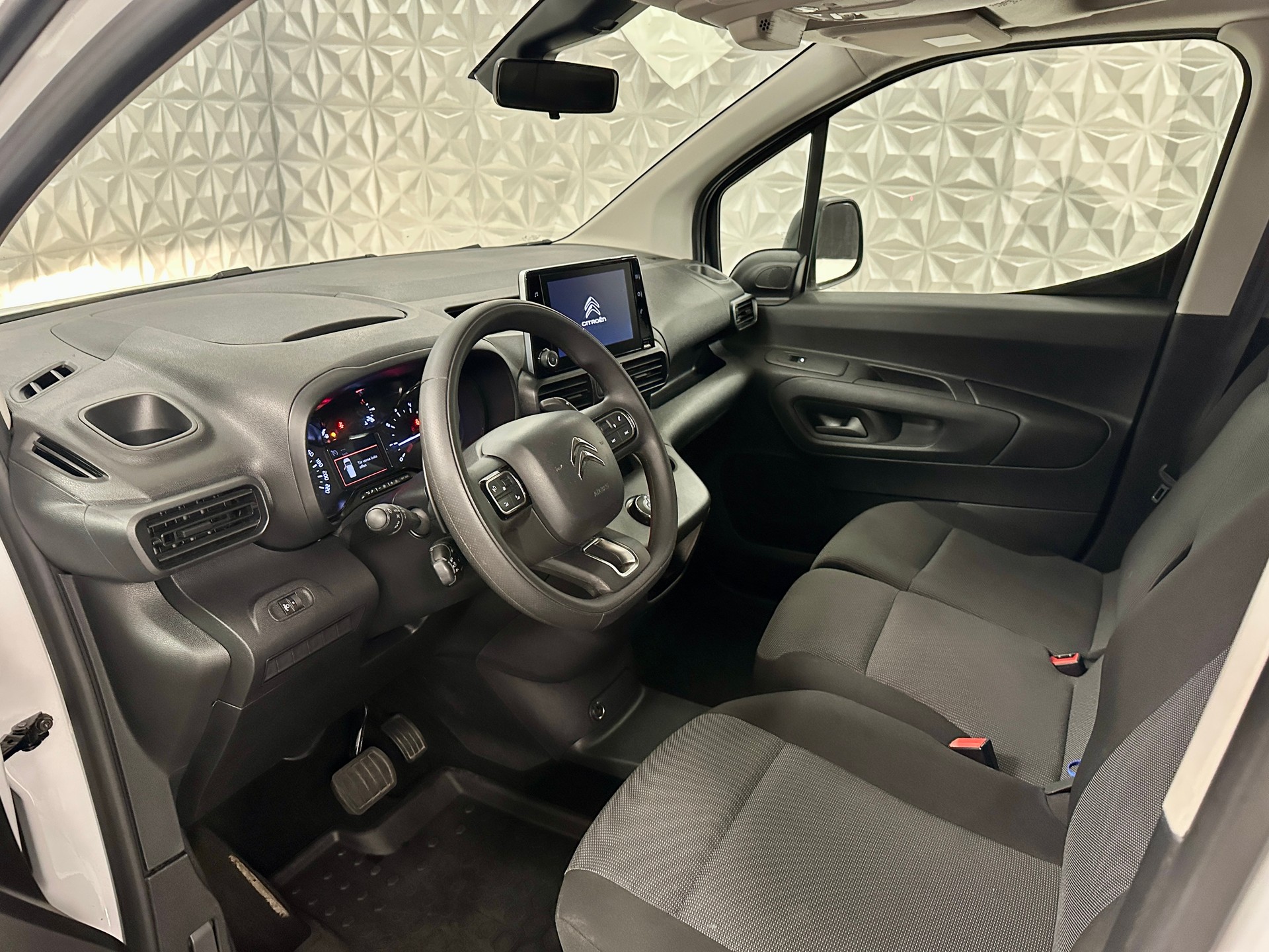 CITROEN Berlingo Van 1.5 Blue HDi 130 s/s EAT8-image-10