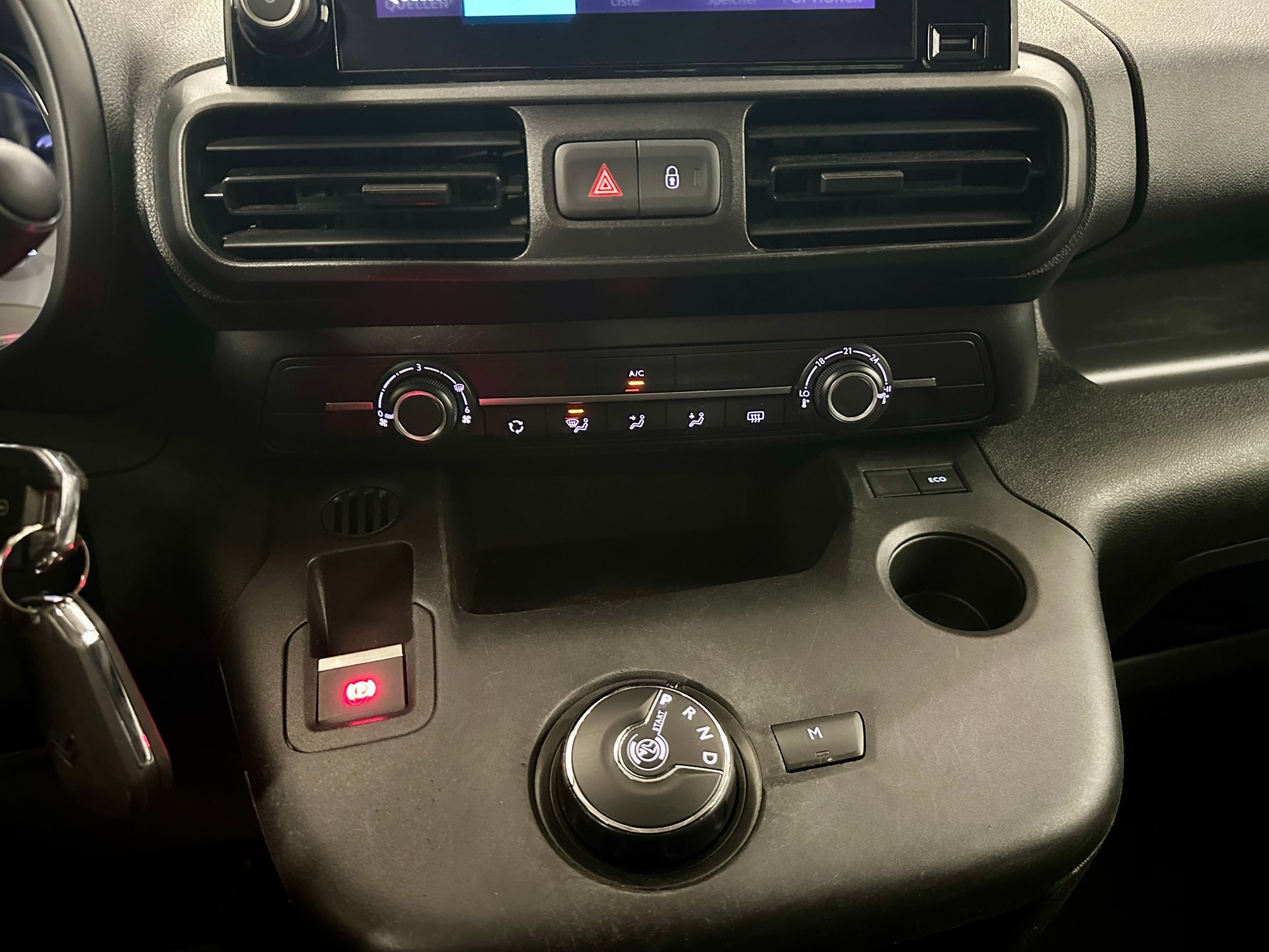 CITROEN Berlingo Van 1.5 Blue HDi 130 s/s EAT8-image-13