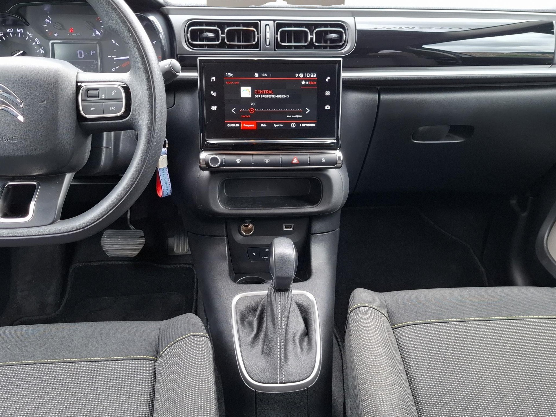 CITROEN C3 1.2 PureTech Swiss Edition-image-9