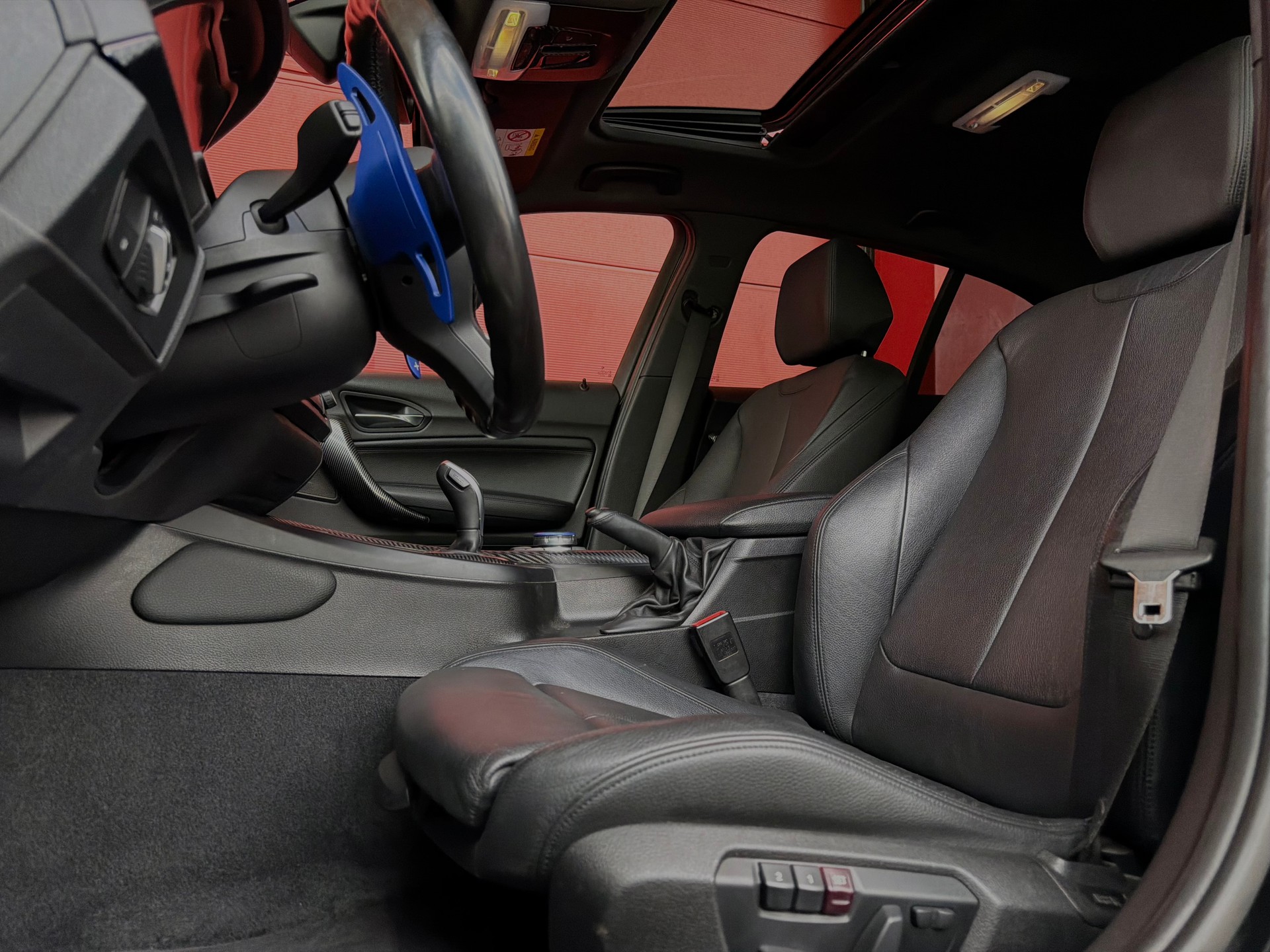 BMW M135i xDrive Steptronic *CH-Fahrzeug* *Remus Exhaust*-image-12