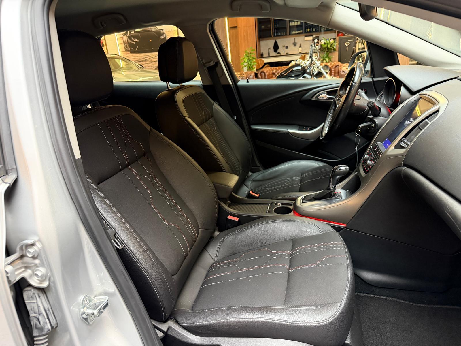 OPEL Astra Sports Tourer 1.6 eTEC Enjoy-image-12