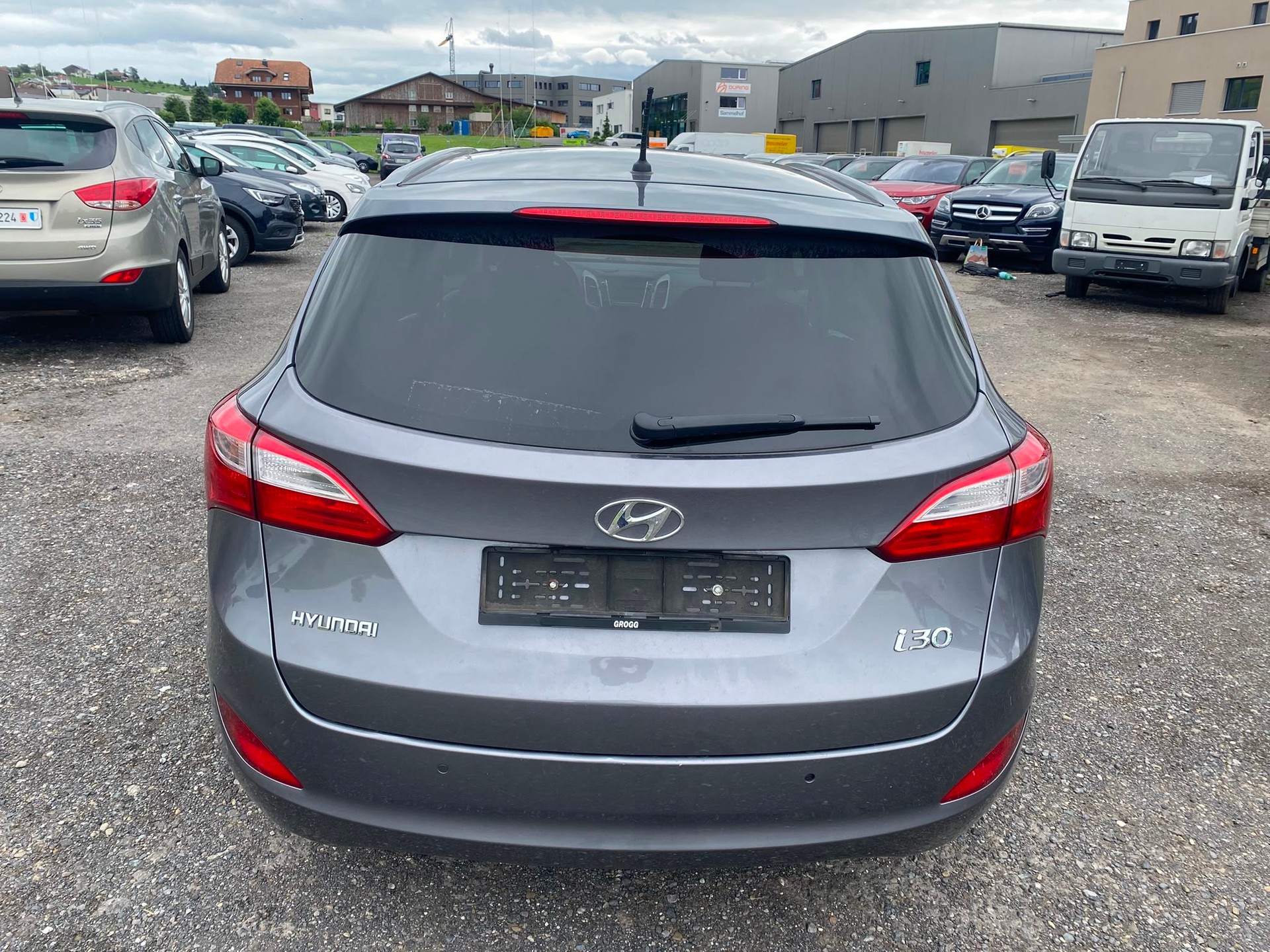 HYUNDAI i30 Wagon 1.6 CRDi Premium Automatic-image-5