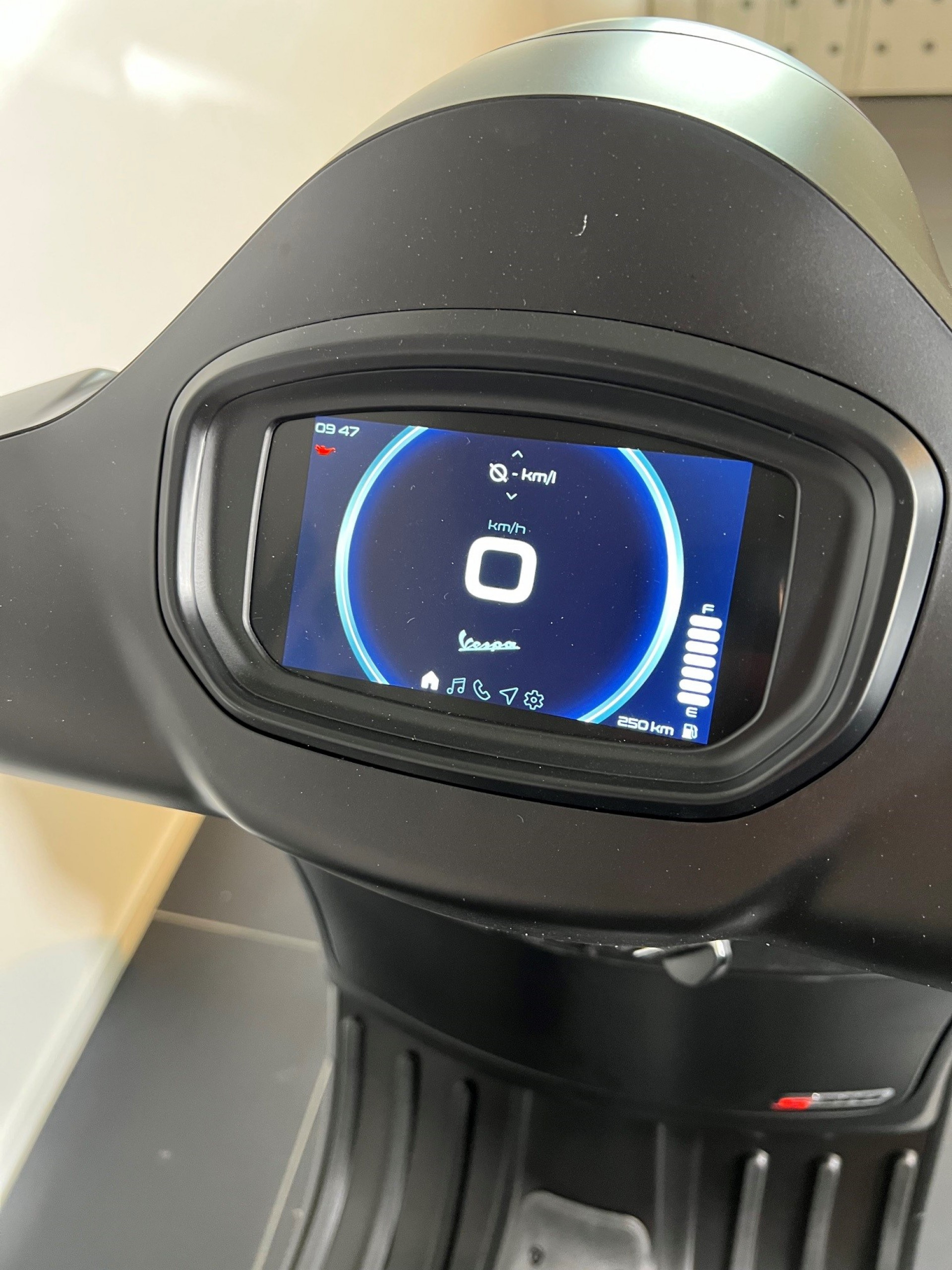 PIAGGIO Vespa GTS 310 Super Sport-showroom-element-2