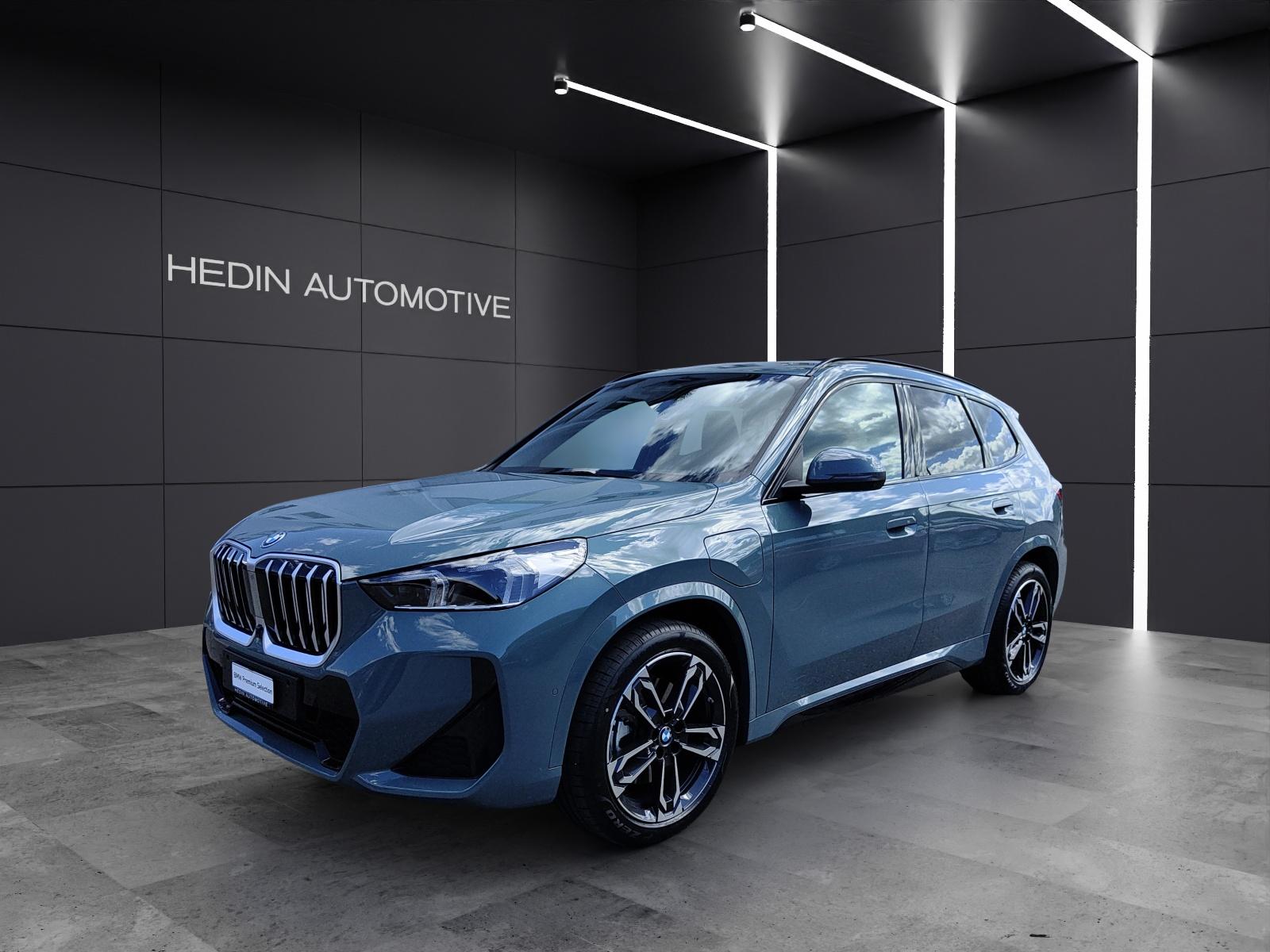 BMW X1 30e xDrive paddles-image-0
