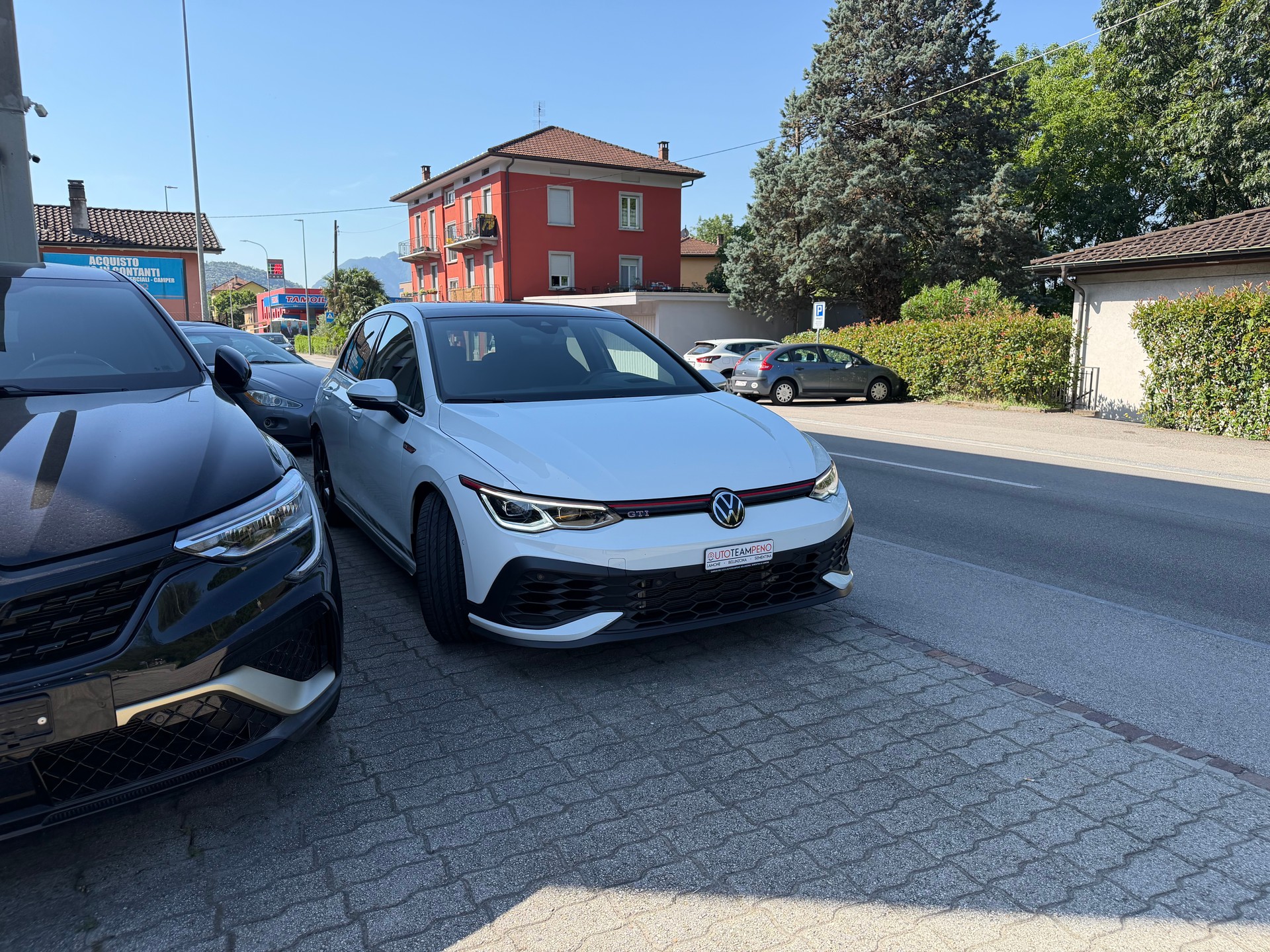 VW Golf 2.0 TSI GTI Clubsport DSG-image-2