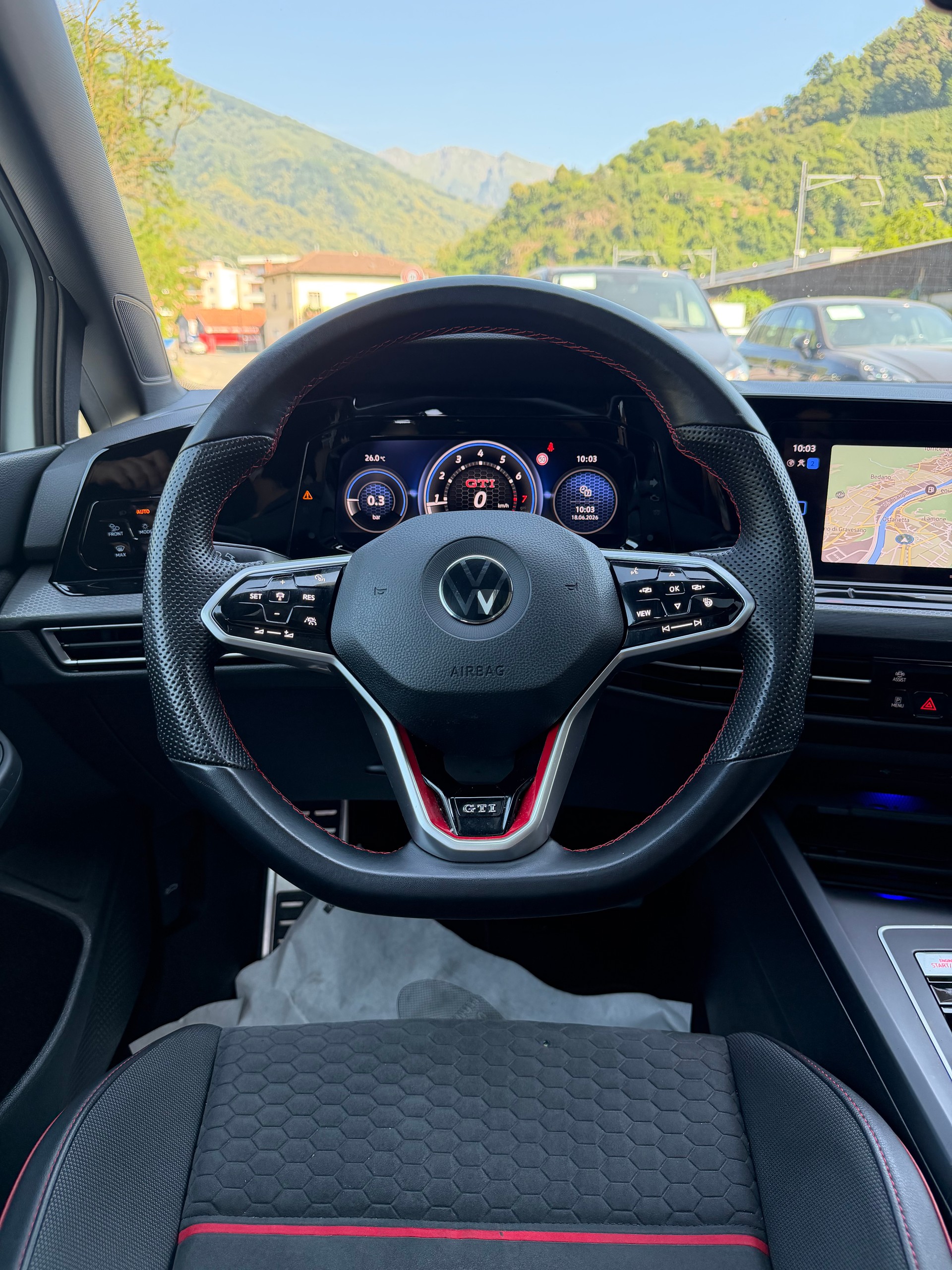 VW Golf 2.0 TSI GTI Clubsport DSG-image-8