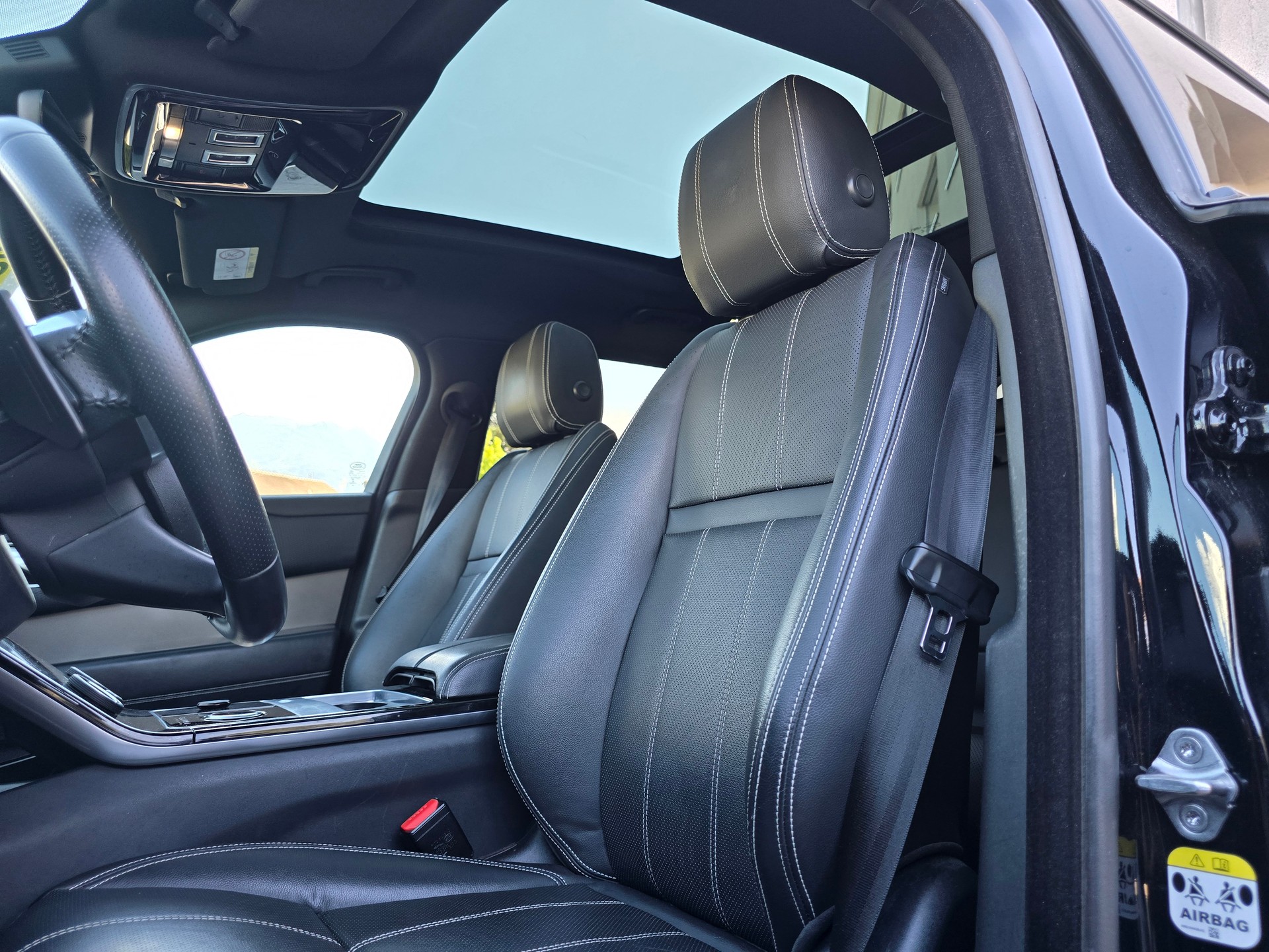 LAND ROVER Range Rover Velar P 300 S Automatic-image-10