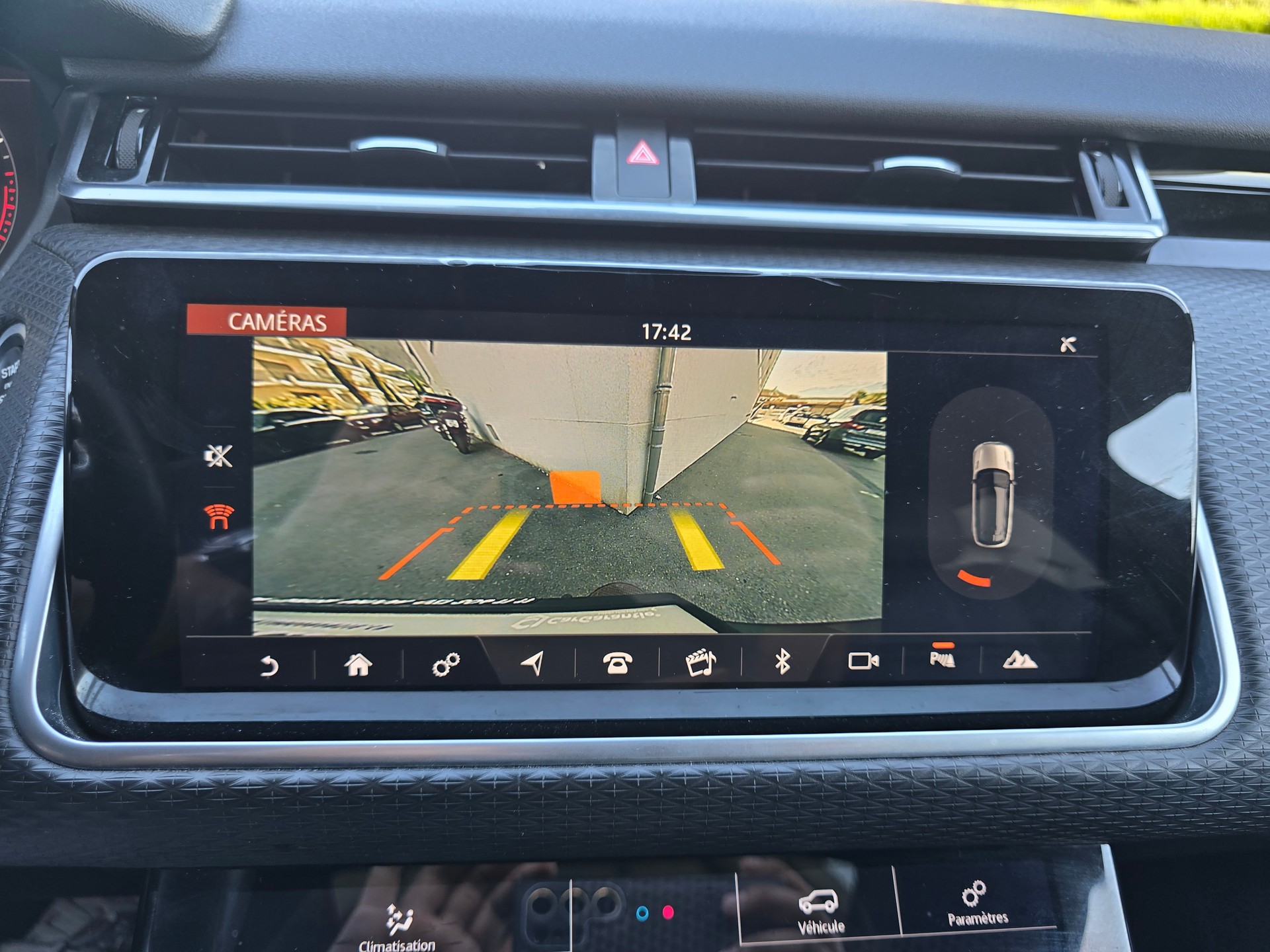 LAND ROVER Range Rover Velar P 300 S Automatic-image-14