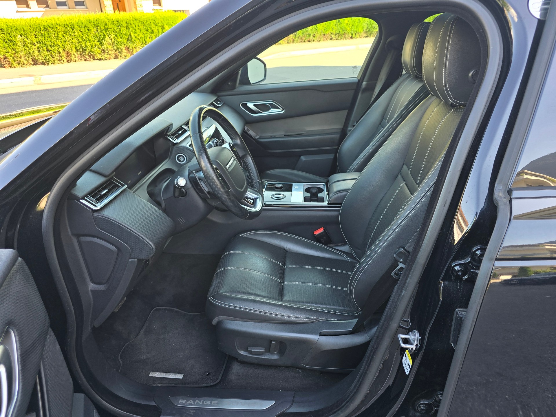 LAND ROVER Range Rover Velar P 300 S Automatic-image-9
