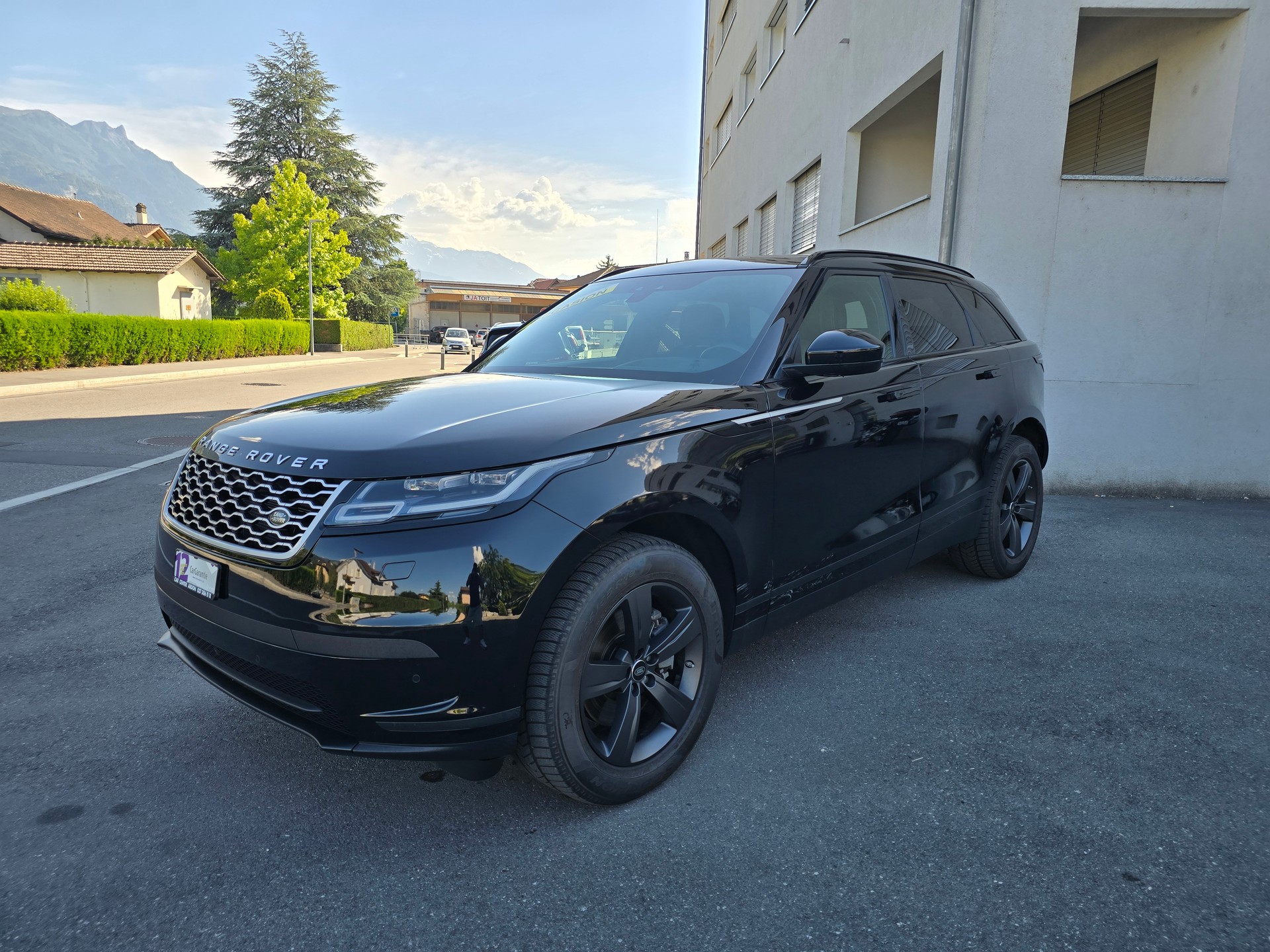 LAND ROVER Range Rover Velar P 300 S Automatic-image-1