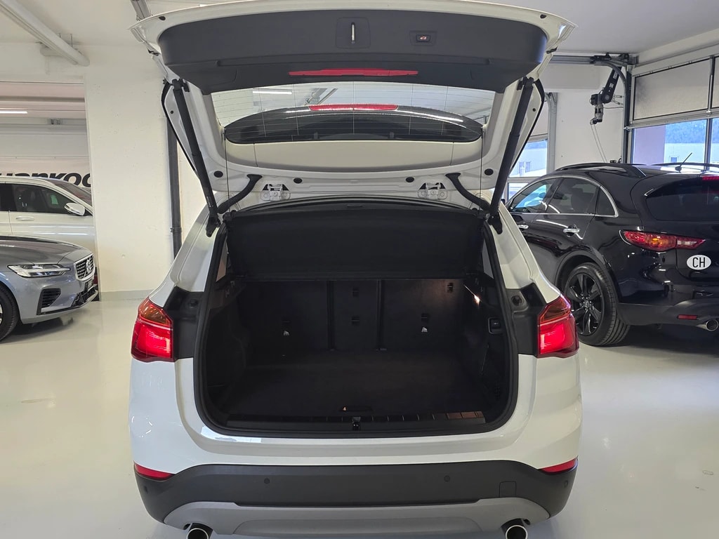 BMW X1 xDrive 20d Steptronic-image-10