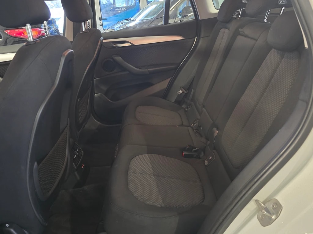BMW X1 xDrive 20d Steptronic-image-9