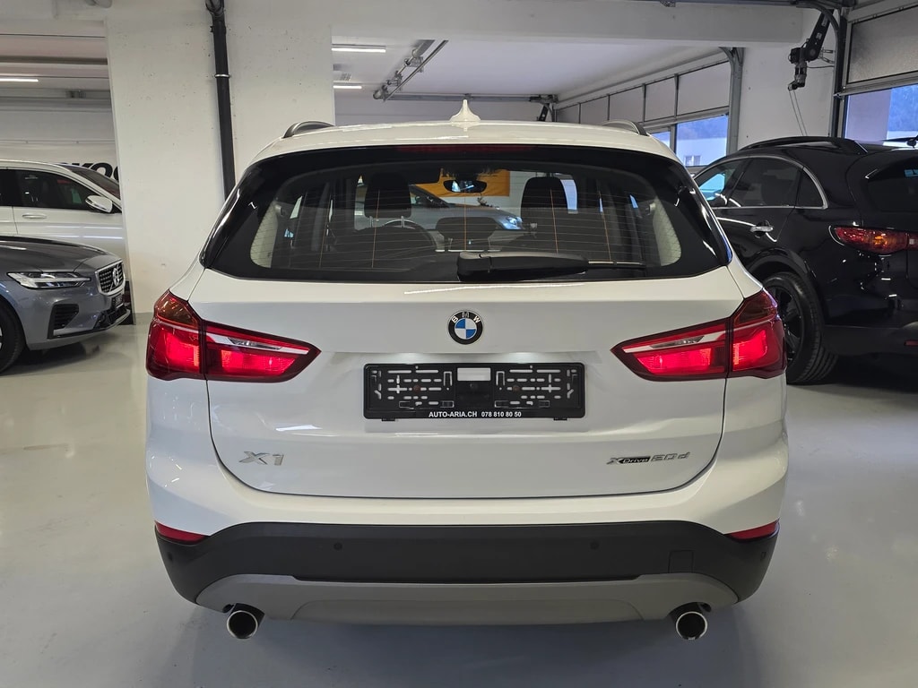 BMW X1 xDrive 20d Steptronic-image-4
