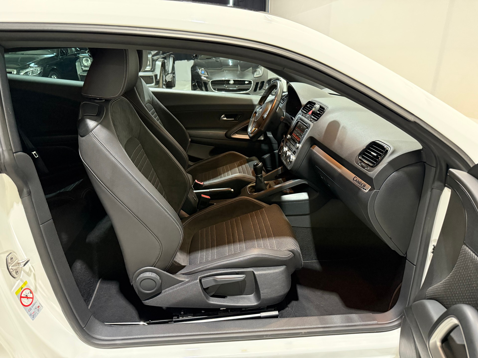 VW Scirocco 1.4 TSI R Line-image-13