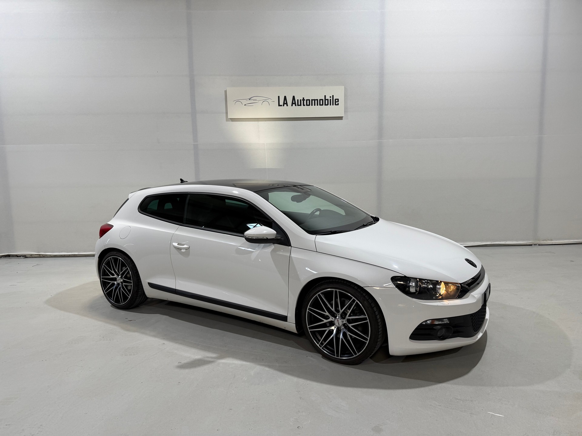 VW Scirocco 1.4 TSI R Line-image-5