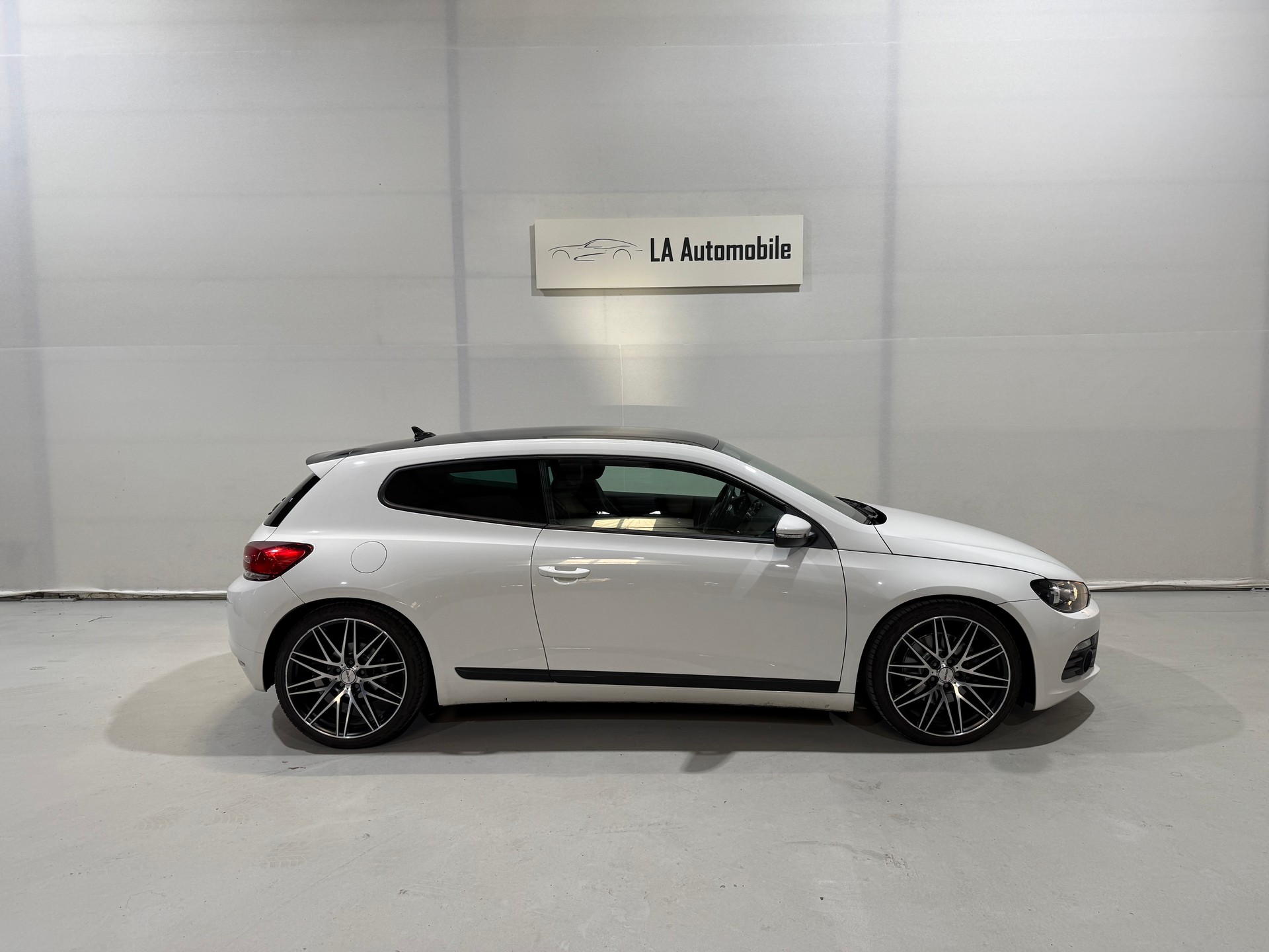 VW Scirocco 1.4 TSI R Line-image-6