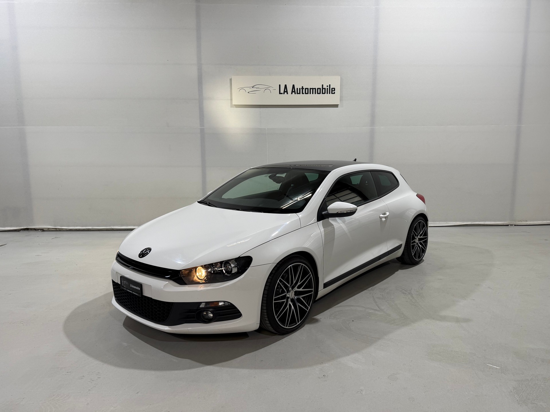 VW Scirocco 1.4 TSI R Line-image-0