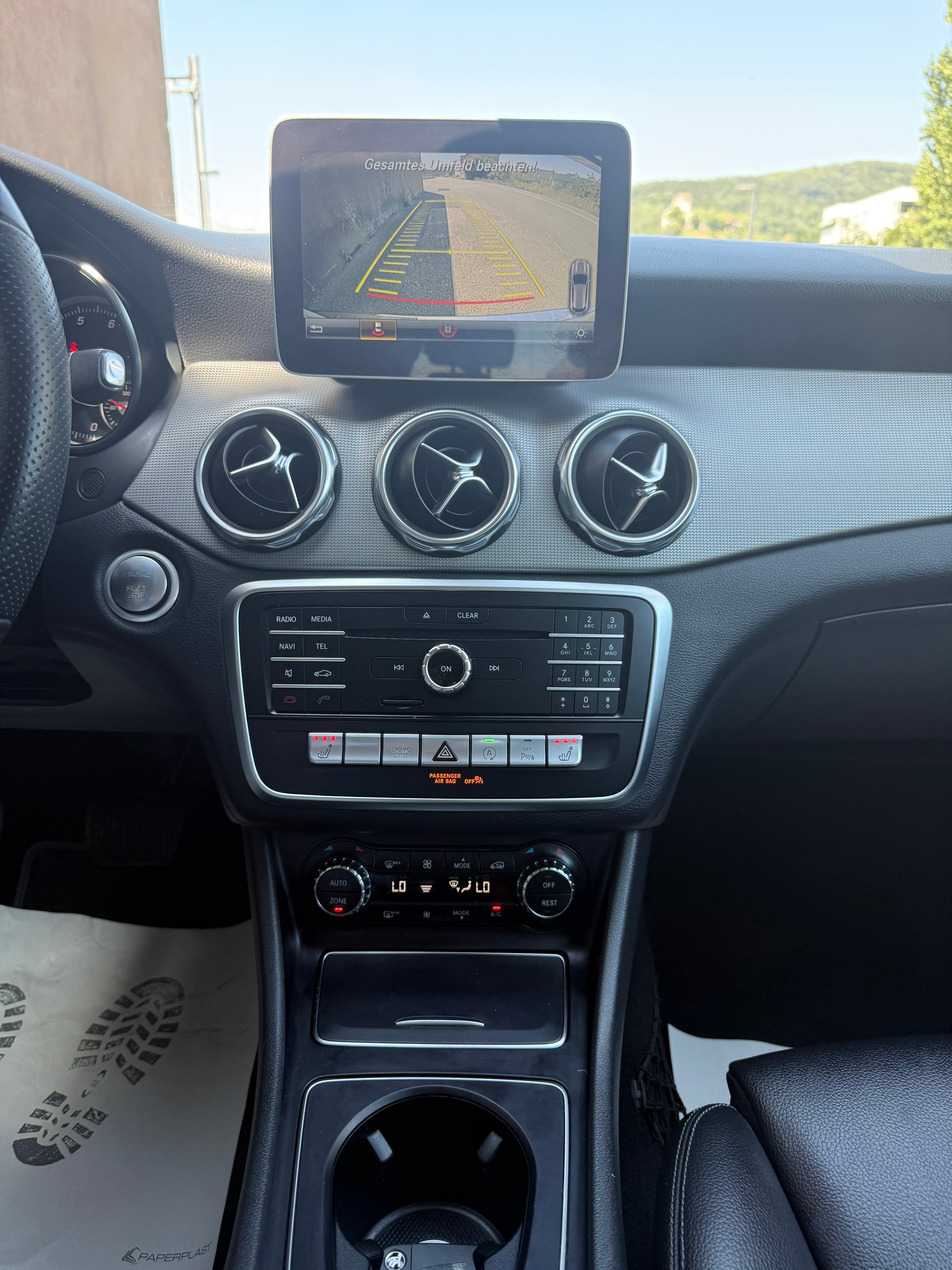 MERCEDES-BENZ GLA 200 Urban 7G-DCT-image-6