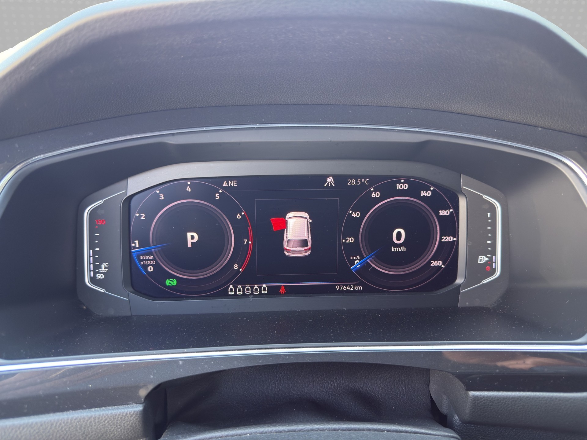 VW Tiguan Allspace 2.0TSI Highline 4Motion DSG-image-10