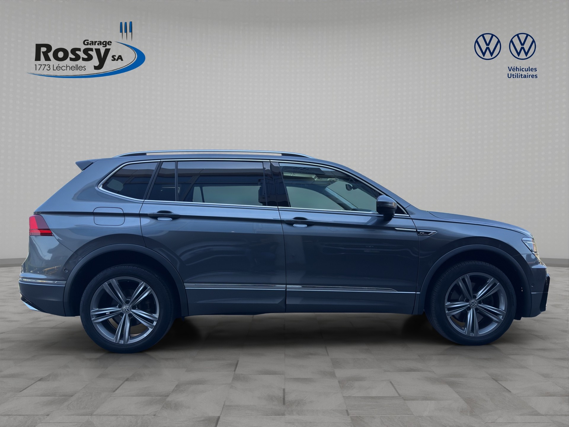 VW Tiguan Allspace 2.0TSI Highline 4Motion DSG-image-6