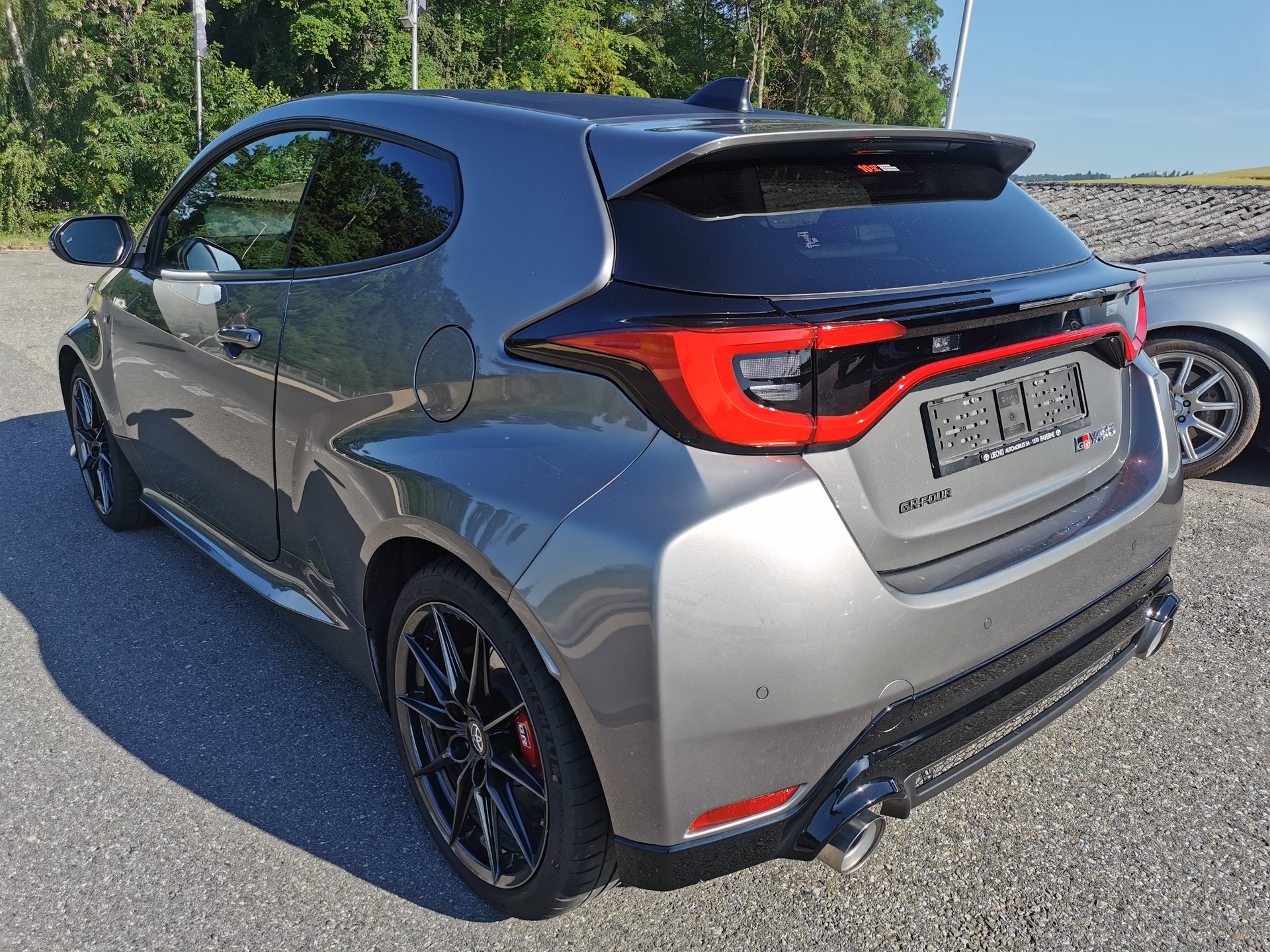 TOYOTA Yaris 1.6 GR Sport-image-5