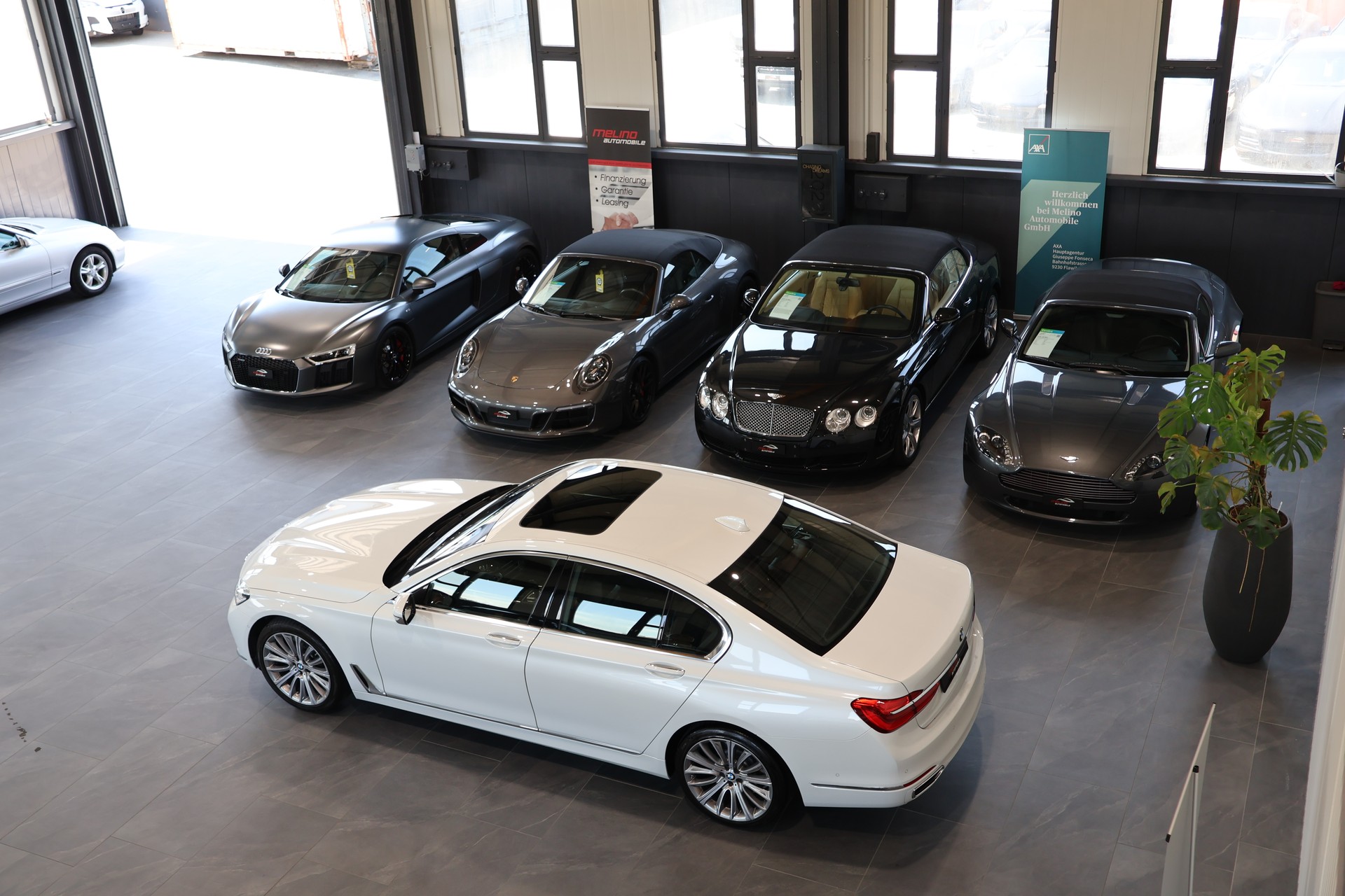BMW 750i xDrive Steptronic-image-6