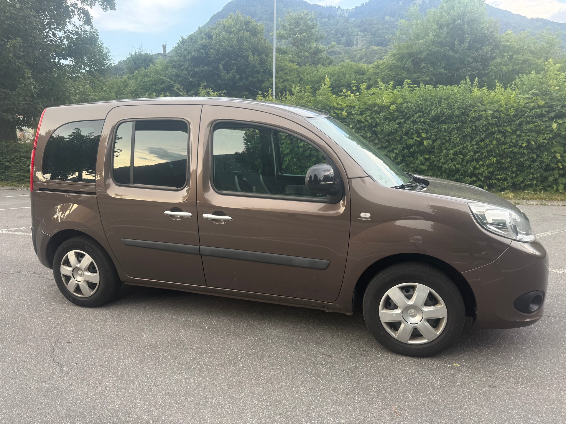 RENAULT Kangoo 1.5 dCi Limited-image-1