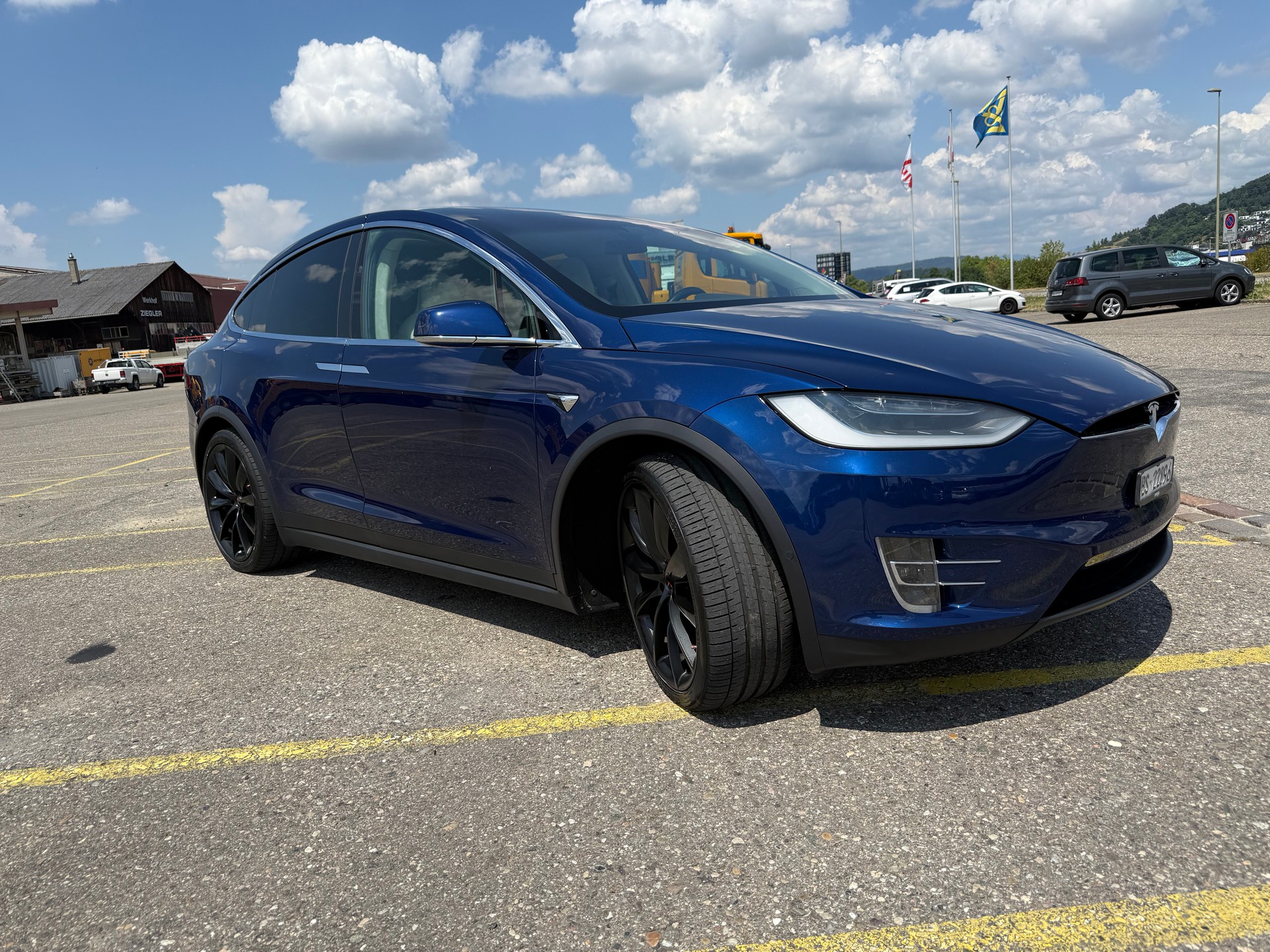 TESLA 100 D-image-0