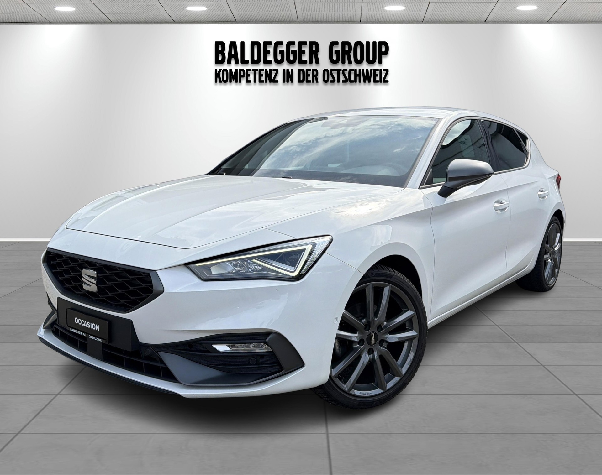 SEAT Leon 1.5 eTSI 150 FR DSG-image-0