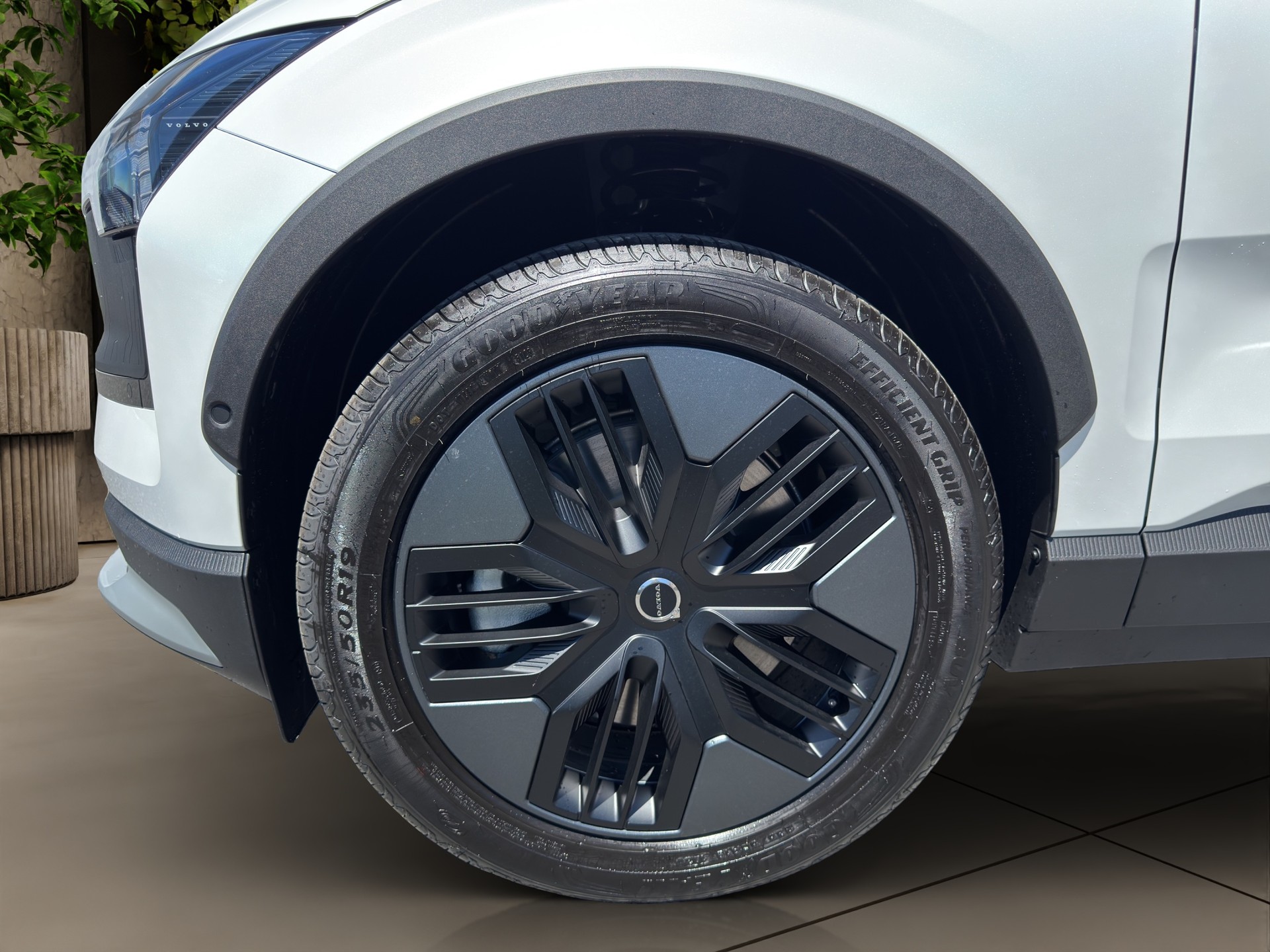 VOLVO EX30 CC E60 Twin Performance AWD-image-7