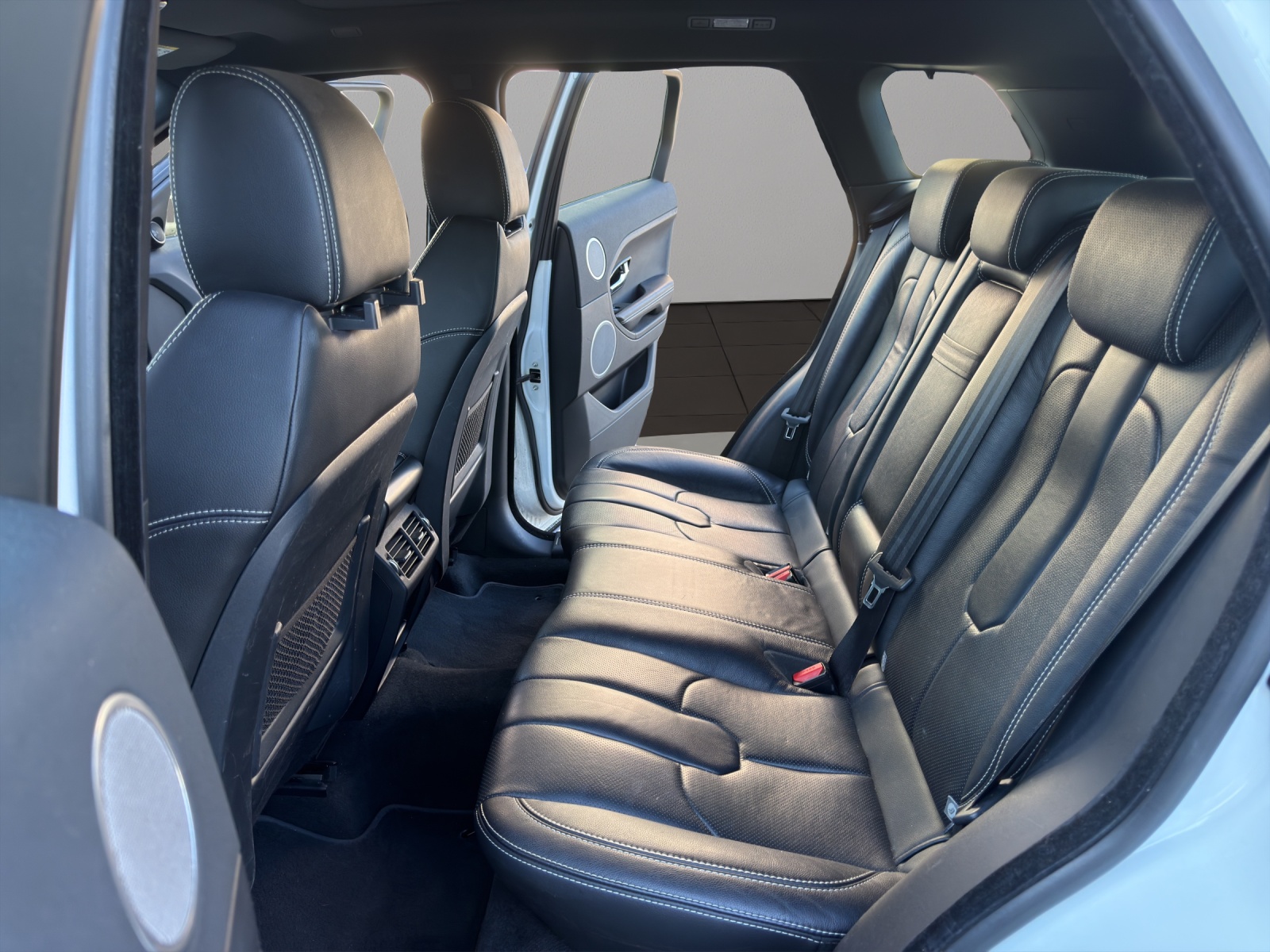 LAND ROVER Range Rover Evoque 2.0 Si4 Pure AT6-image-12